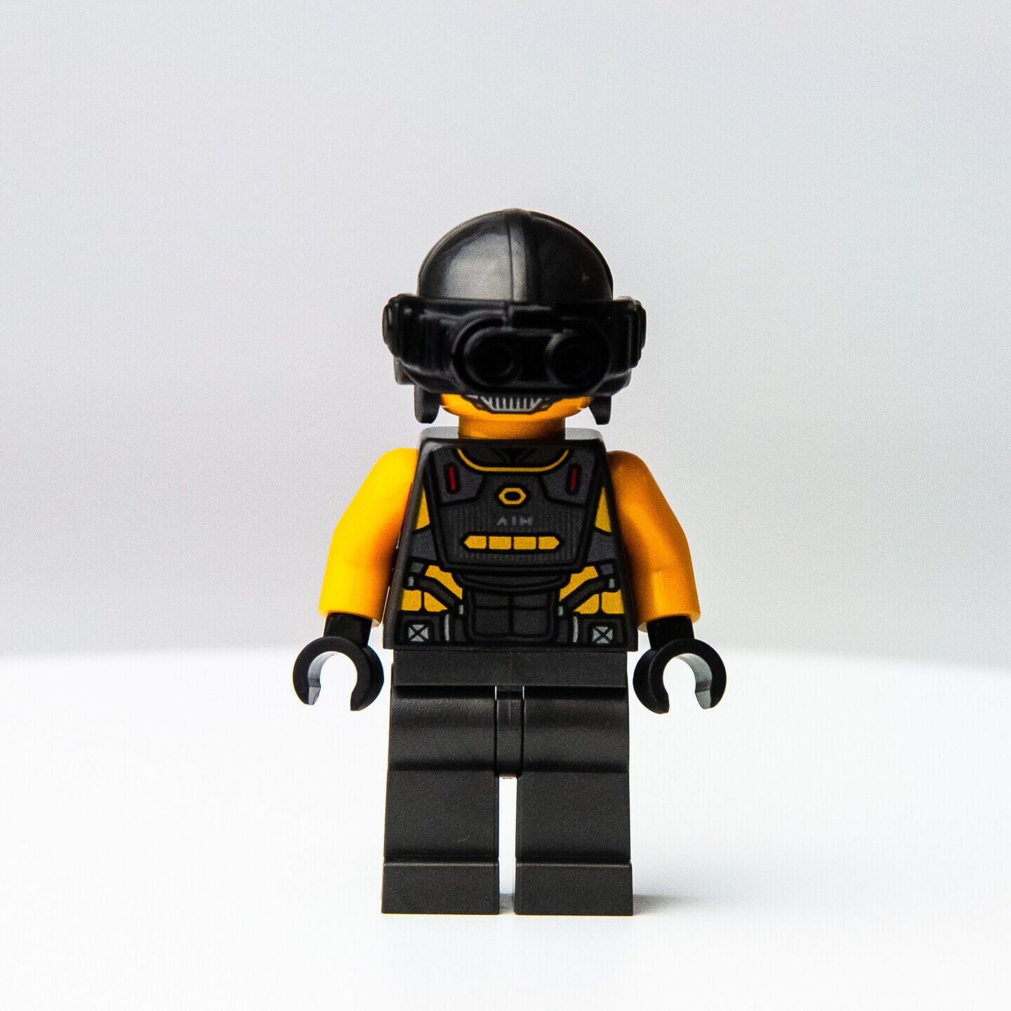 NEW AIM Agent - Night Vision Goggles - Avengers - 76164 (sh668) LEGO Minifigure - StudBee