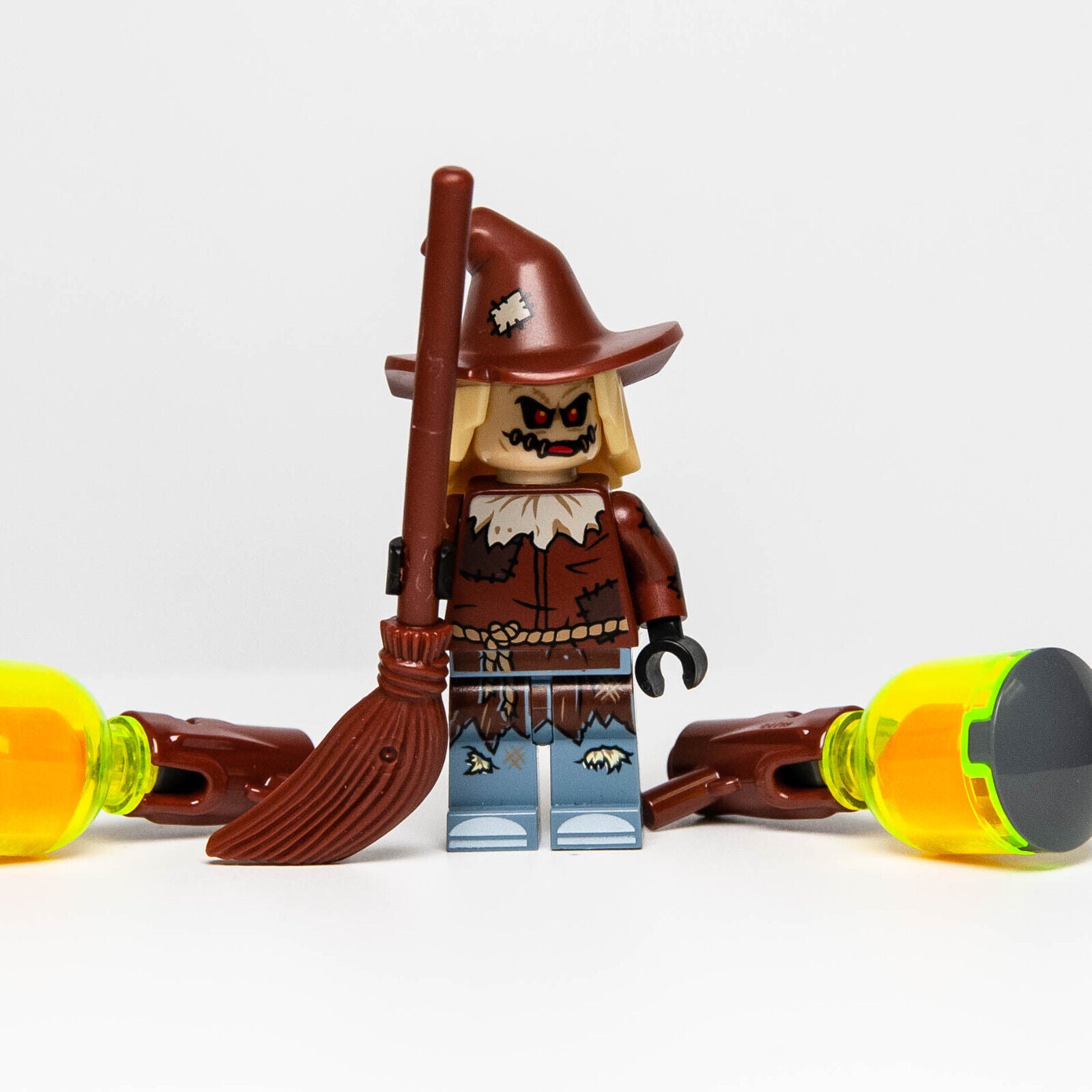 Lego Scarecrow Minifigure 70913 Fearful Face-Off Batman Movie (sh391) 2017 - StudBee