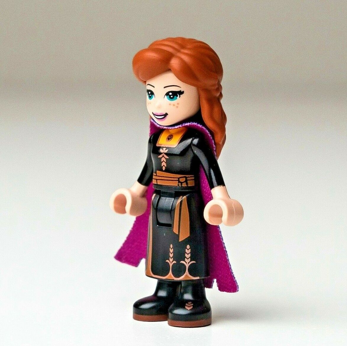 NEW Anna - Black Dress - Disney's Frozen -  (dp073) LEGO Minifigure - StudBee