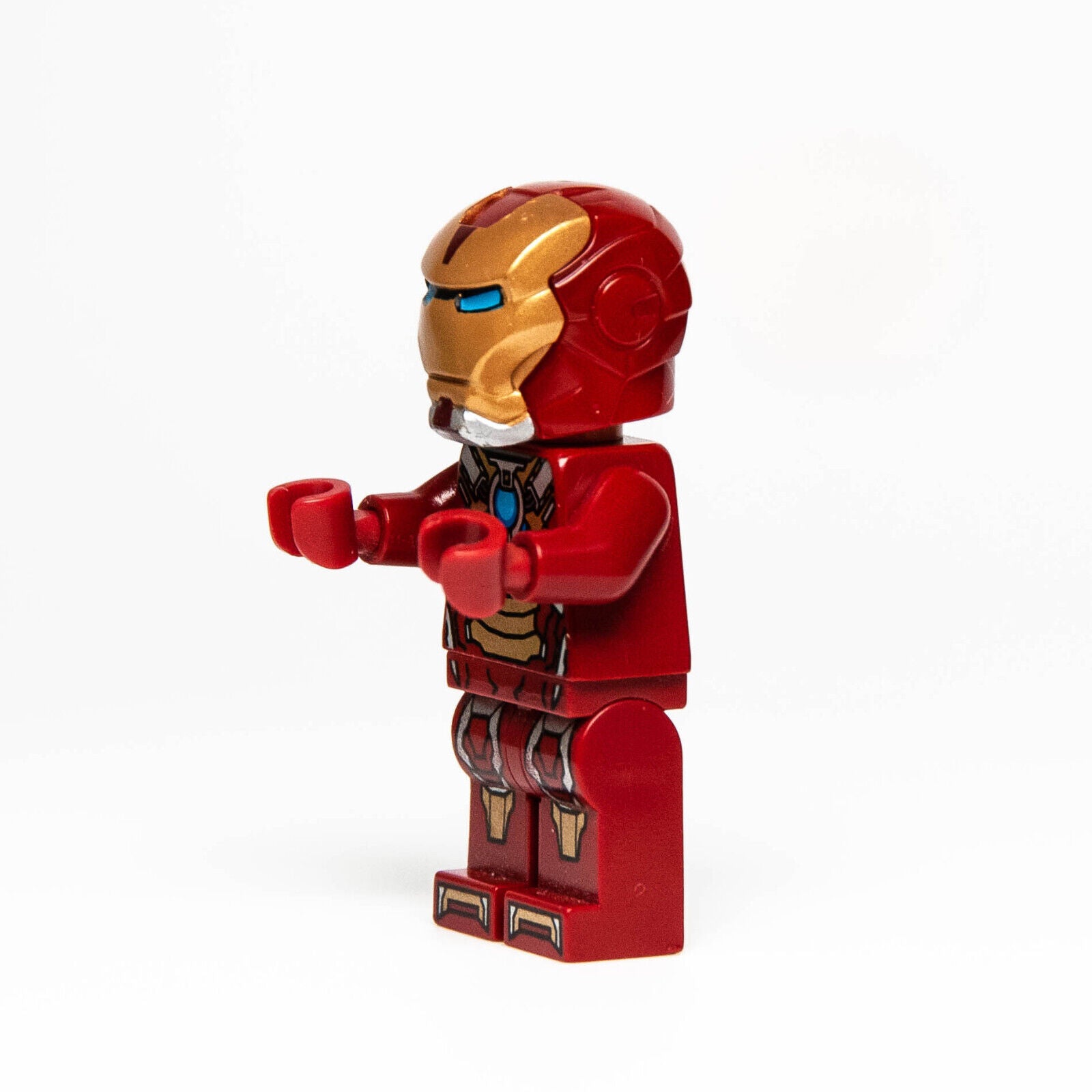 LEGO Super Heroes Minifigure: Iron Man - Mark 17 (Heartbreaker) Armor (sh0073) - StudBee