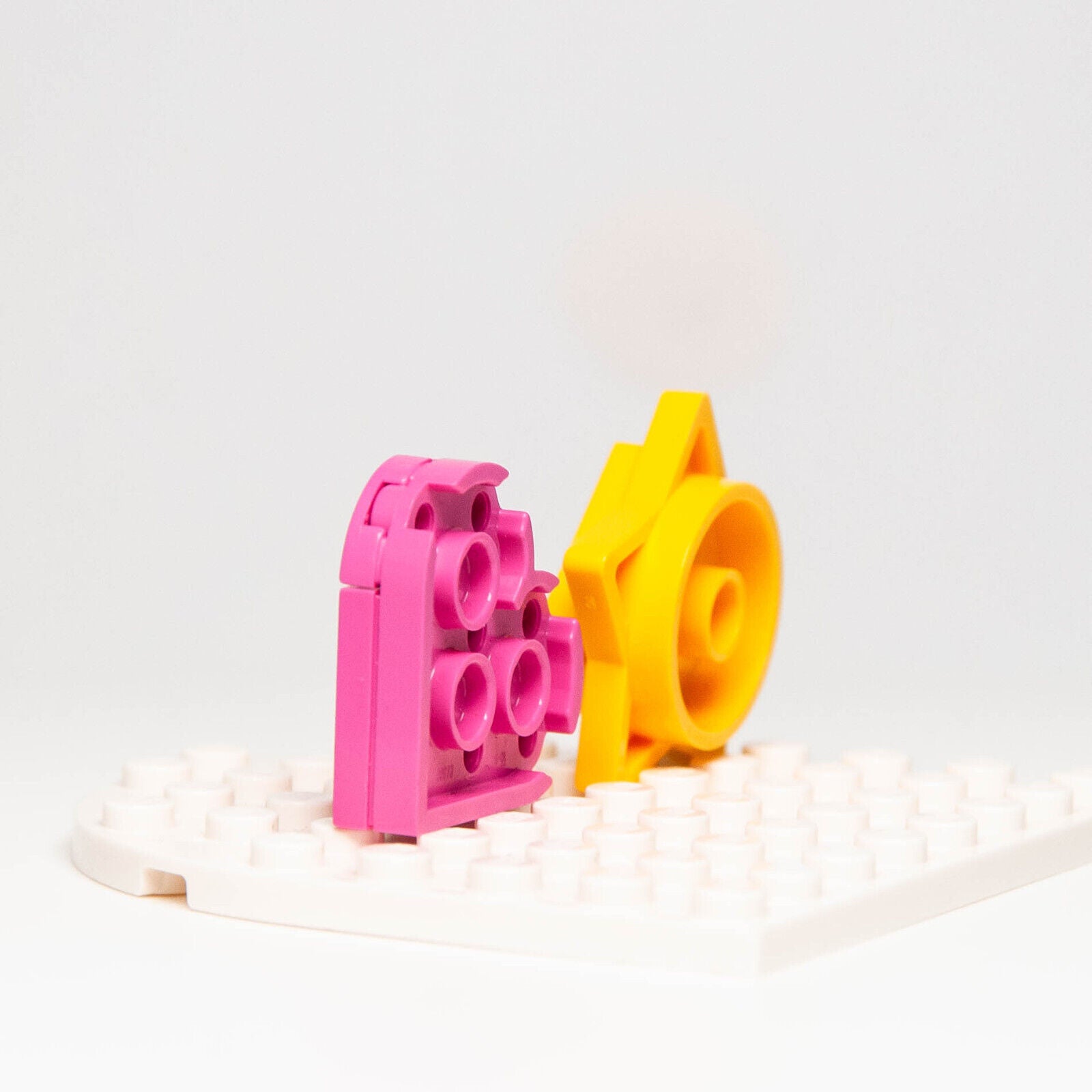 LEGO Movie 2 Minifigures -Brick Built Heart and Star 70829 70838 70830 (tlm - StudBee