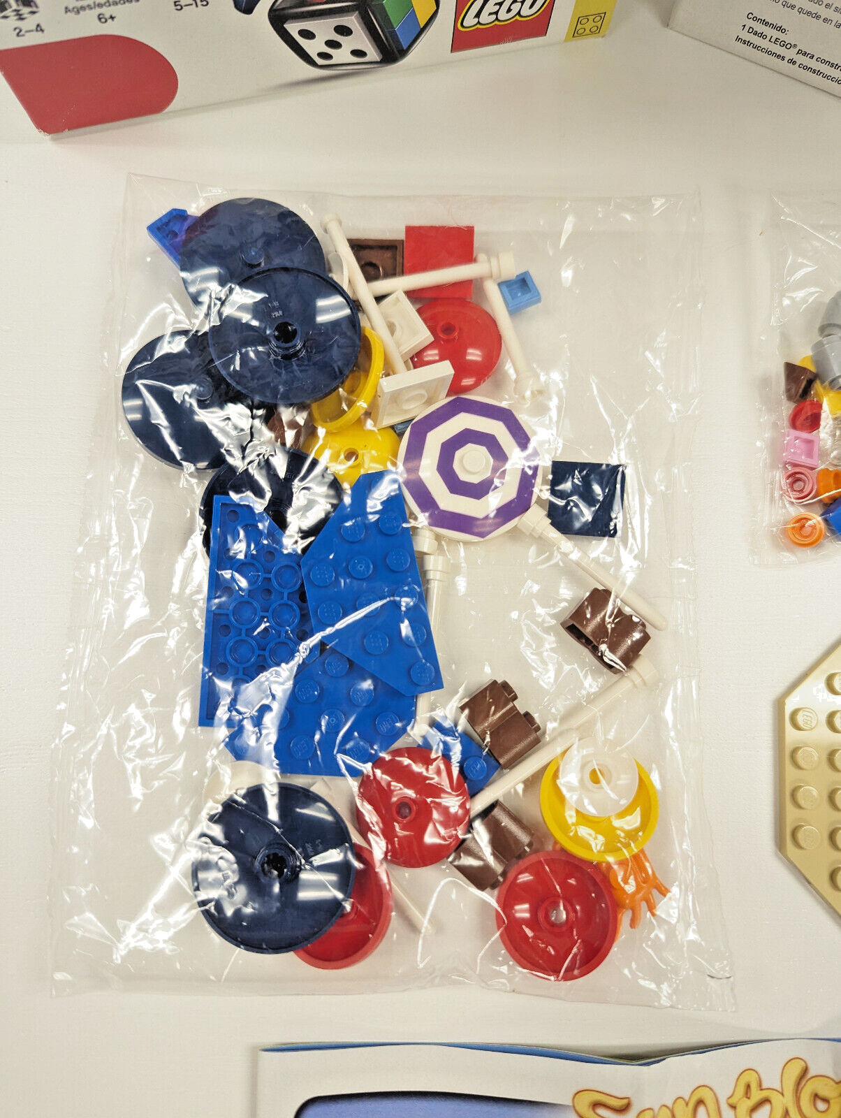 *NEW* LEGO 3852 SUNBLOCK Game Beach Umbrella Summer - Retired, Open Box - StudBee