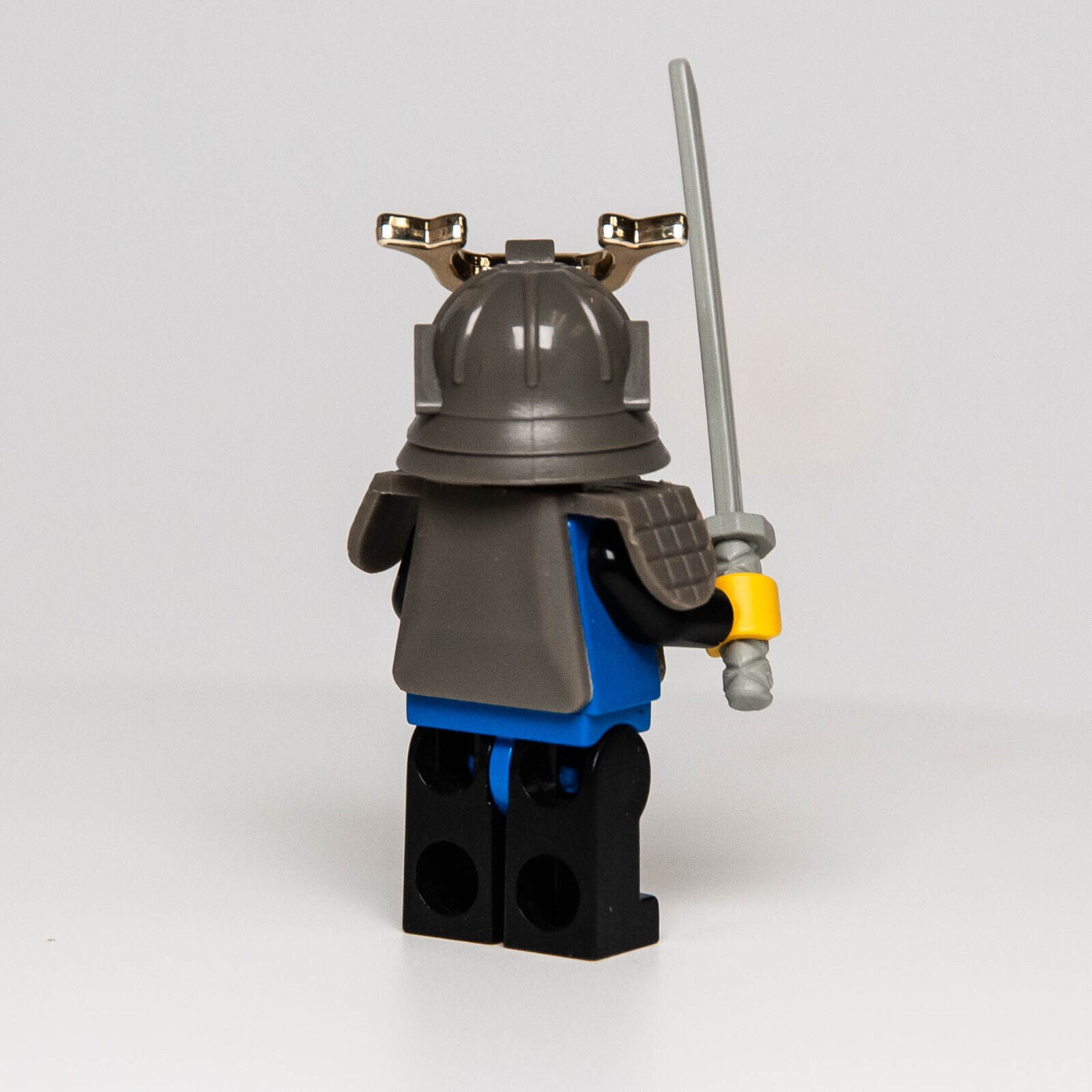 Lego Ninja Minifigure - Shogun Blue w/ Armor (cas056) - StudBee