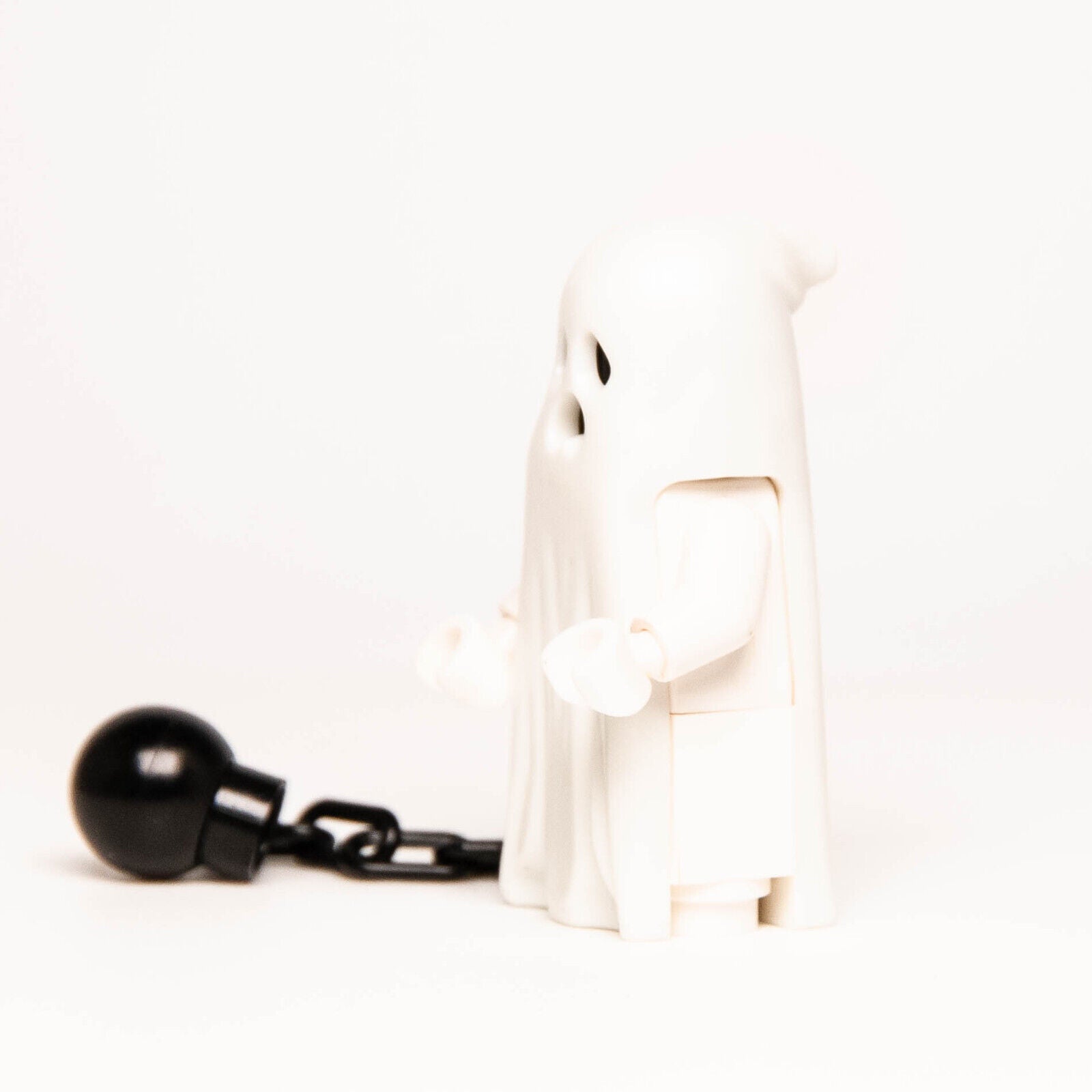 LEGO Glow Ghost w/ Ball Chain Minifigure - Pointed Top (gen044) Monster 30201 - StudBee