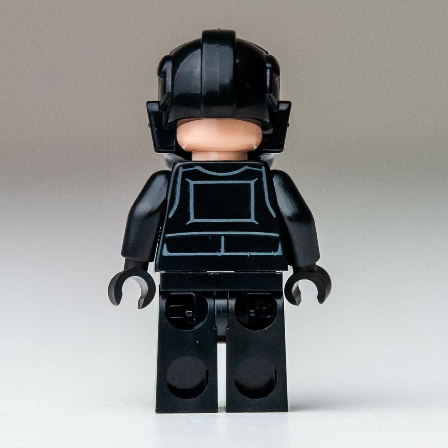 New LEGO TIE Fighter Pilot Minifigure - Imperial TIE Fighter - 75300 (sw1138) - StudBee