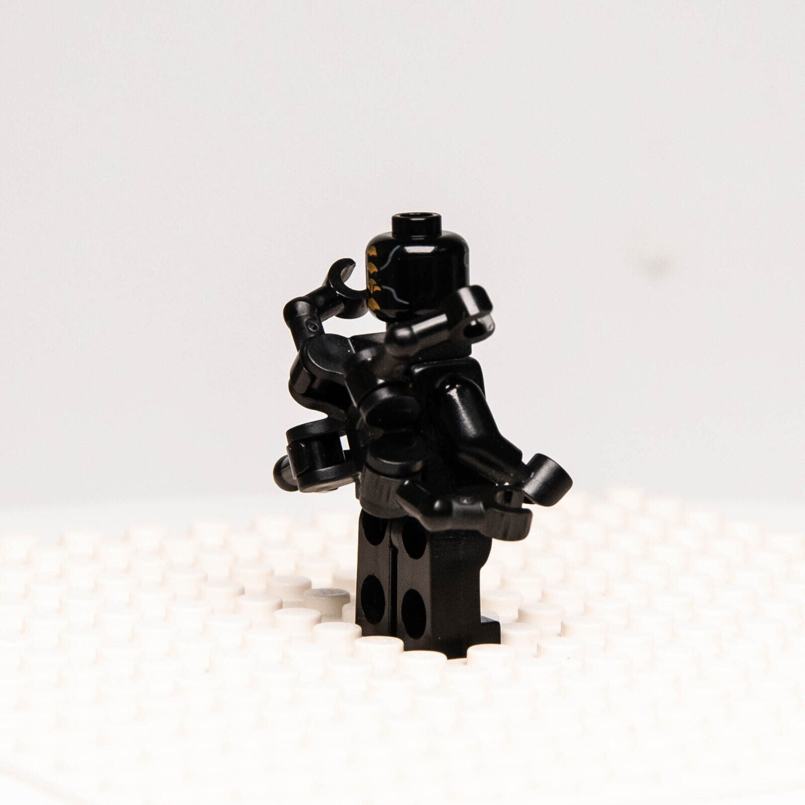 LEGO Outrider - Extended Arms Minifigure - Marvel (sh505) Avengers Infinity War - StudBee