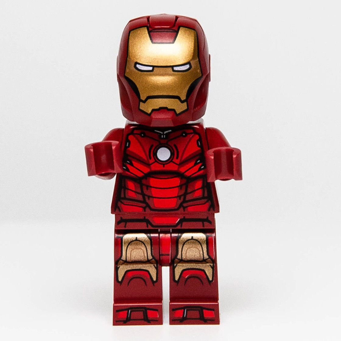 NEW LEGO Iron Man Mark 3 Armor Minifigure (sh825) 76216 Marvel - StudBee