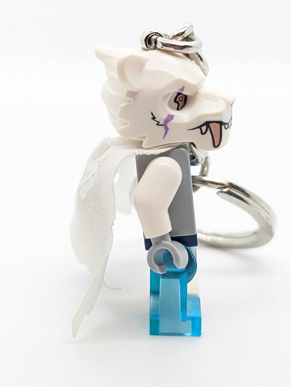 Lego Chima Minifigure Key Chain (loc102) Sir Fangar with White Cape 850909 - StudBee