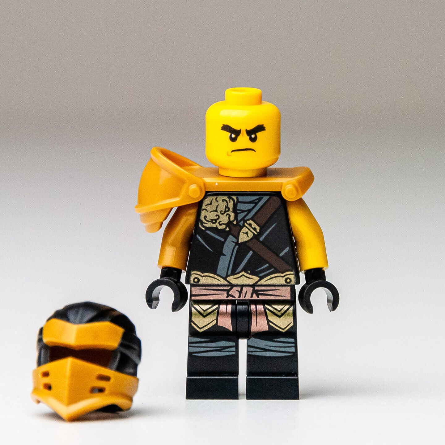 NEW Cole Hero - Master of the Mountain - 71720 (njo606) LEGO Minifigure - StudBee