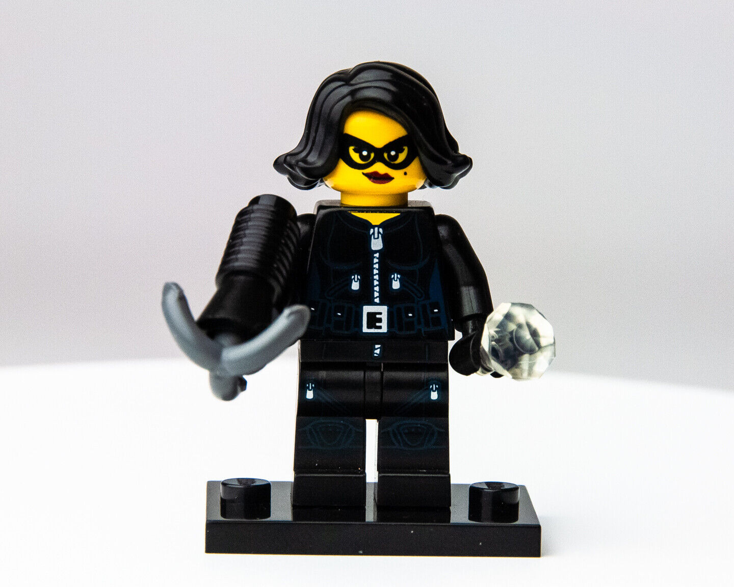 LEGO Jewel Thief - CMF Series 15 - 71011 (col15-15) Minifigure - StudBee