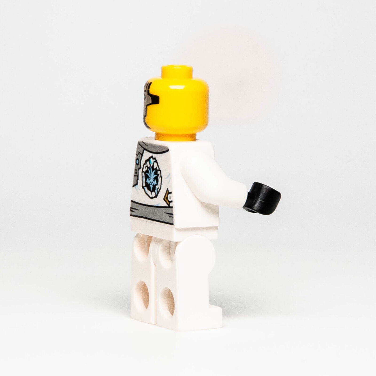 LEGO Ninjago Minifigure: Zane Techno Robe, Rebooted Battle Damage (njo085) 70724 - StudBee