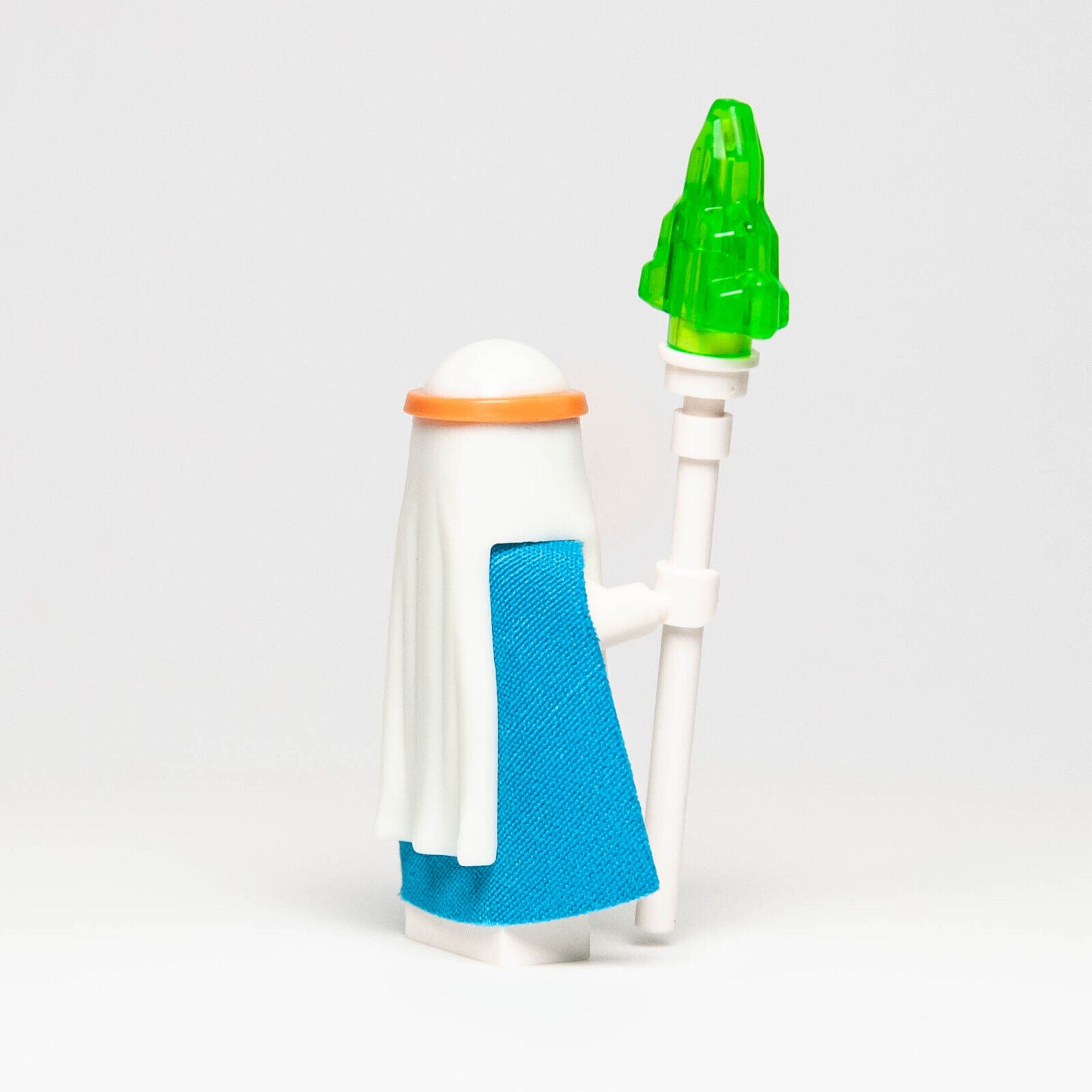The LEGO Movie Minifigure – Vitruvius Ghost Shroud (tlm092) 70818 - StudBee