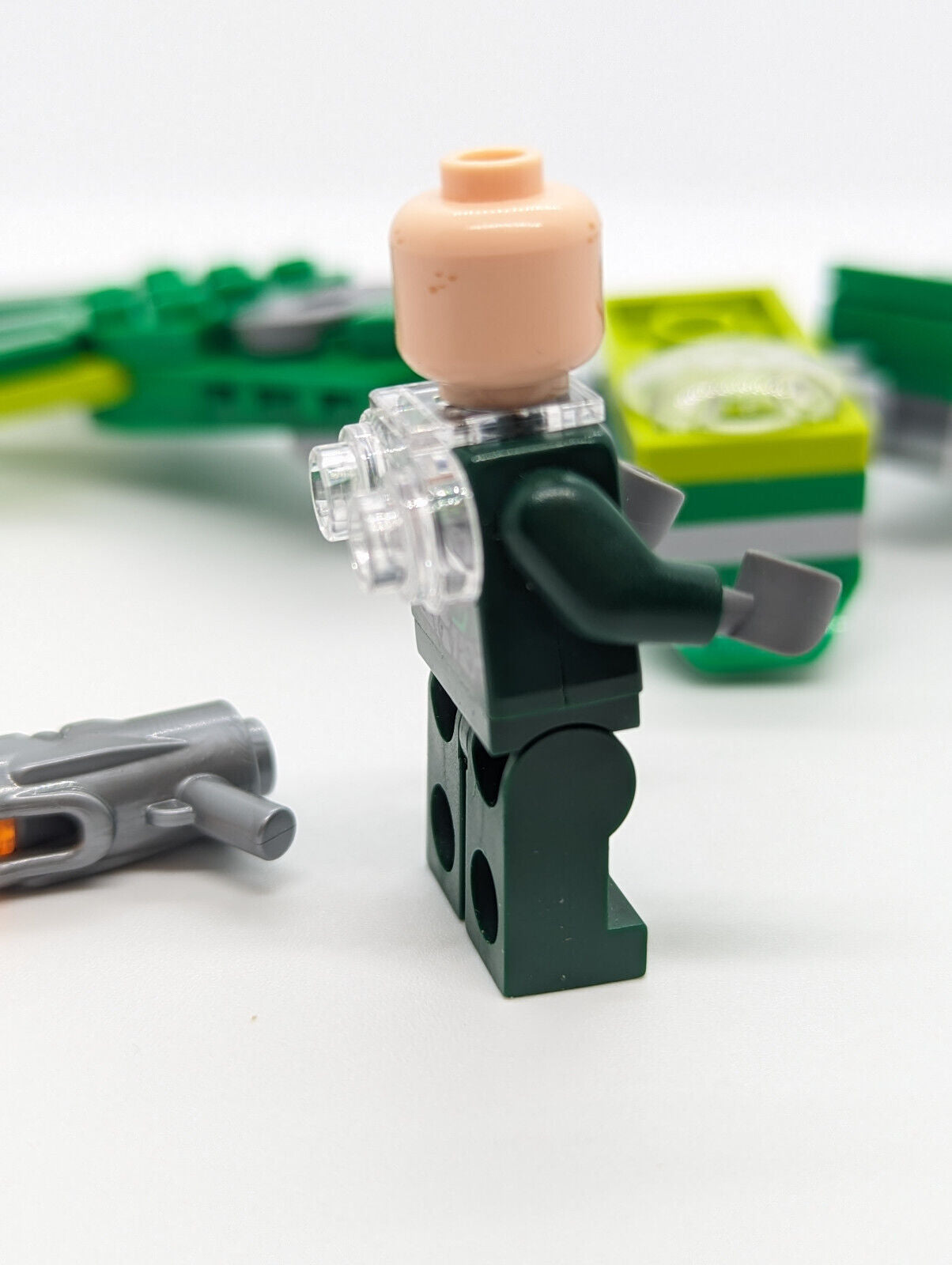 LEGO Marvel Spider-Man The Vulture Minifigure w/ Wings and Weapon 76114 sh538 - StudBee