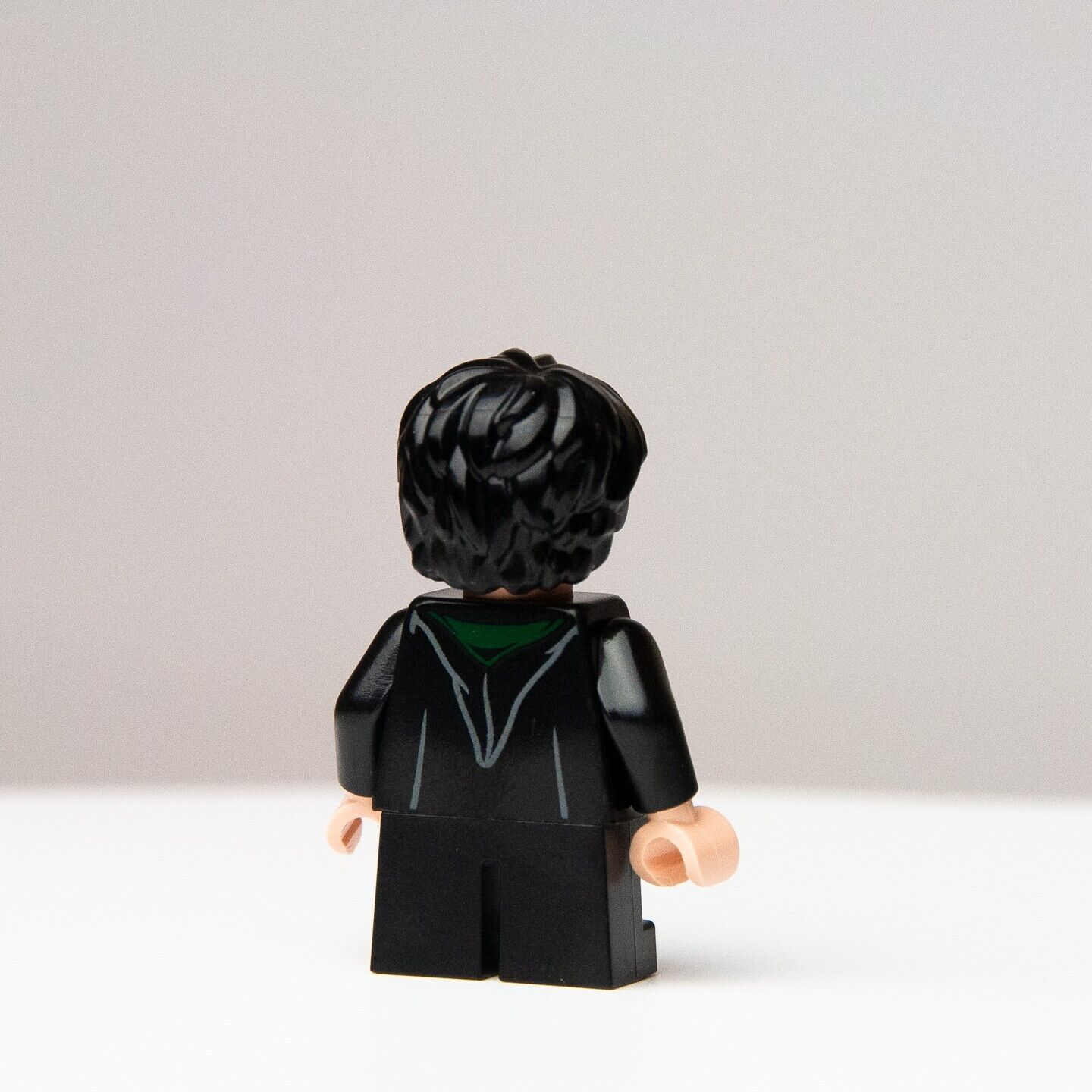 NEW LEGO Harry Potter Minifigure: Transformation Slytherin Robe (hp285) 76386 - StudBee