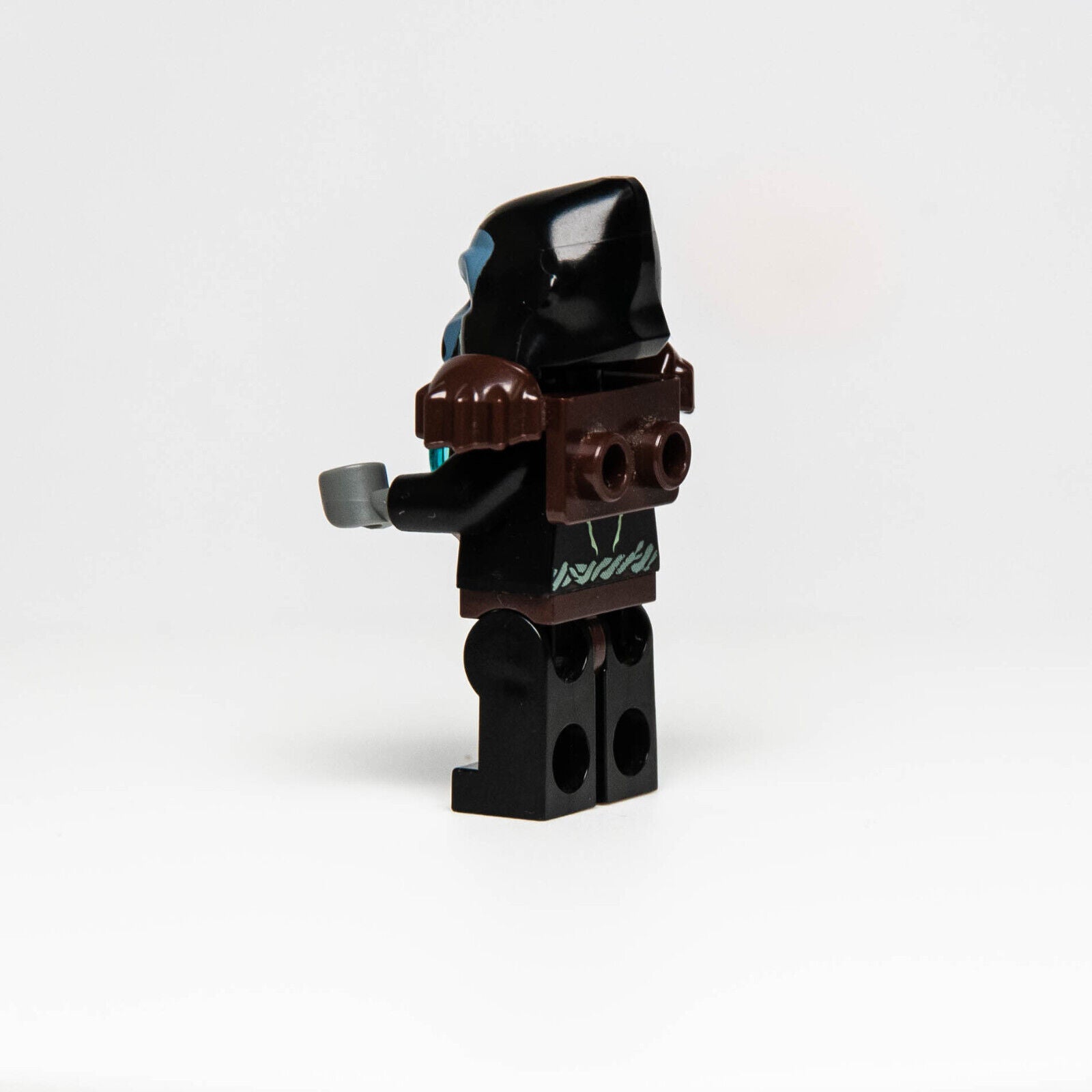 Lego Chima Minfigure: Gorzan Dark Brown Armor (loc035) with Hammer 70008 Gorilla - StudBee
