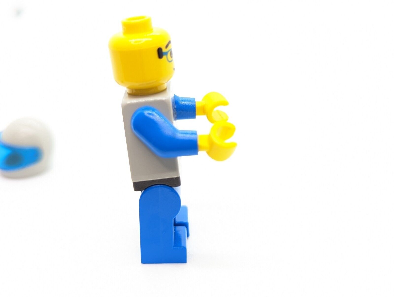 Lego Life on Mars Assistant Minifigure LoM 1413 7301 7309 (lom013) - StudBee