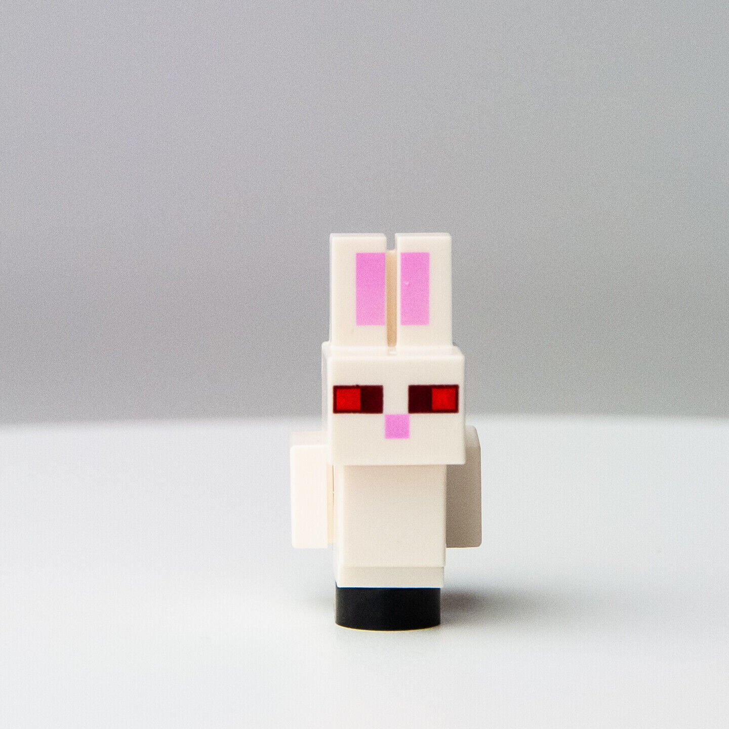 LEGO Minecraft Killer Bunny Rabbit - The Skull Arena - 21145 (minebunny03) - StudBee