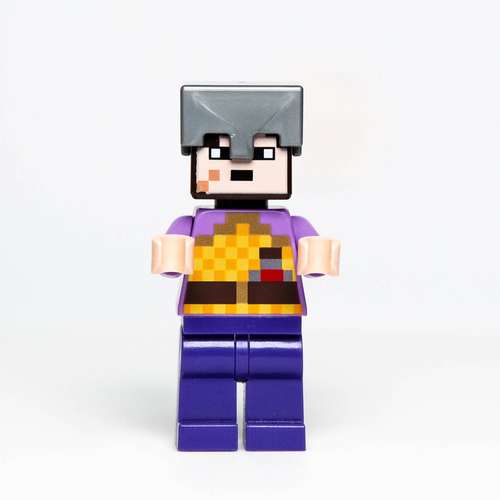 LEGO Minecraft Minifigure - End Warrior w/ Shield & Sword (min137) 21242