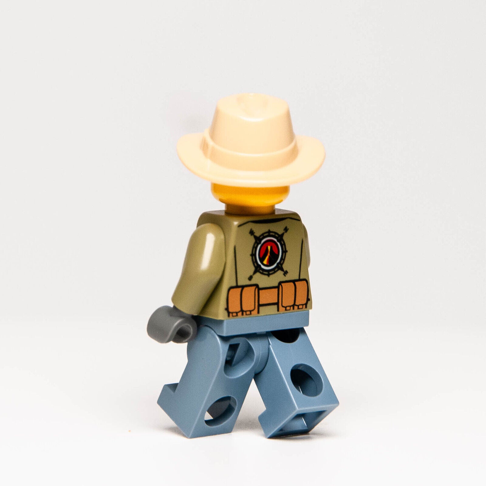 LEGO City Male Volcano Explorer Minifigure, Tan Fedora (cty0684) Scar - StudBee