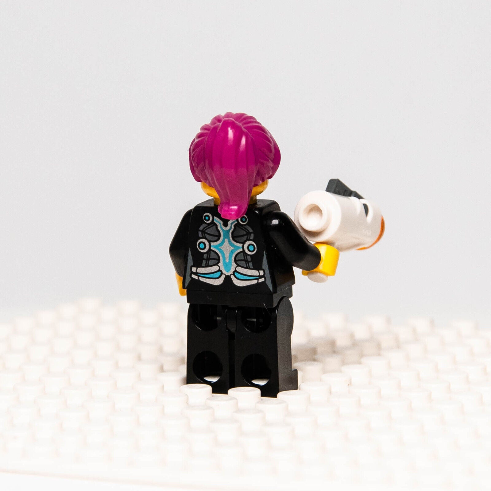 LEGO Ultra Agents MiniFigure - Agent Caila Phoenix (uagt006) 70164 - StudBee