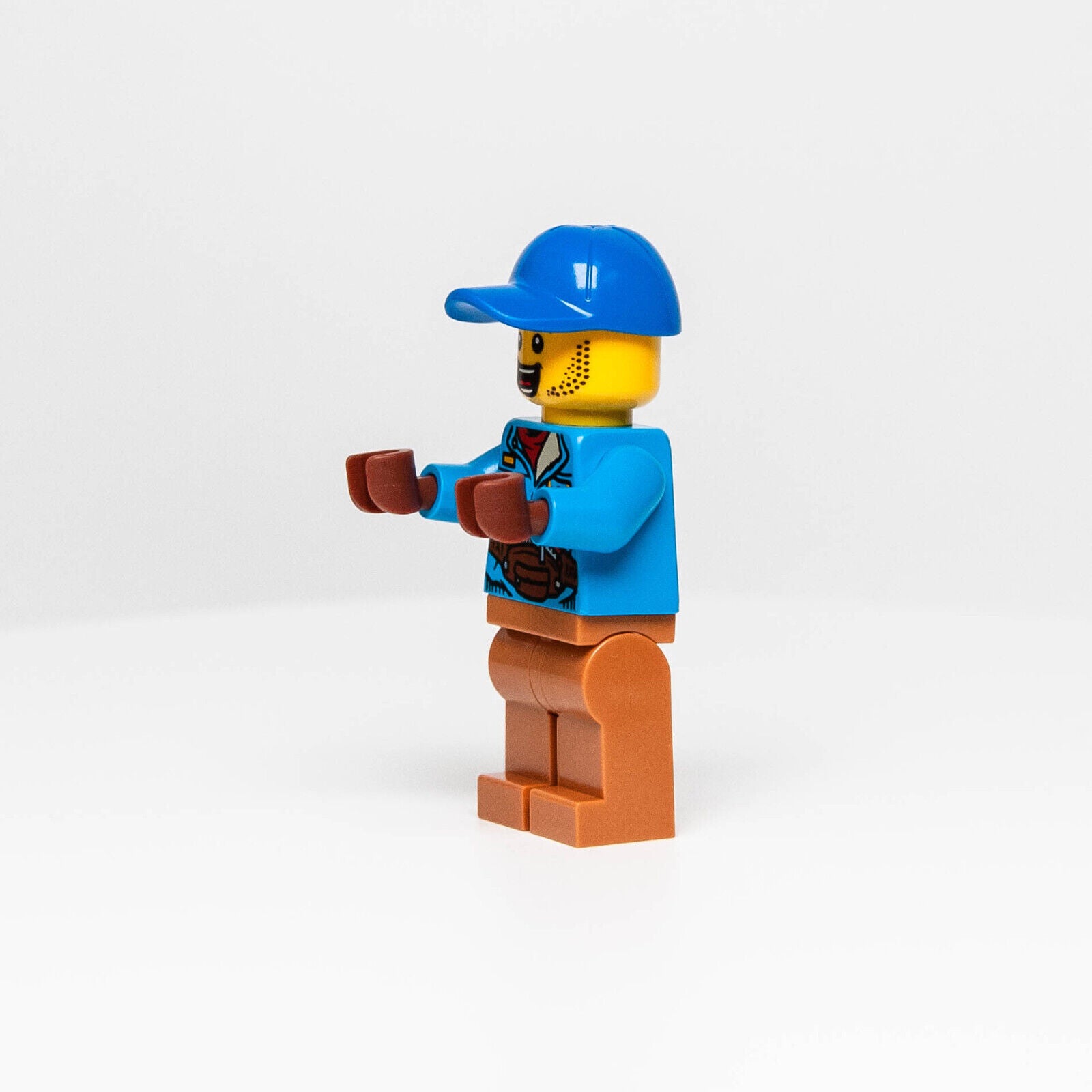 LEGO Chinese Lunar New Year Minifigure - Man Blue Cap Fanny Pack  80108 (hol263) - StudBee