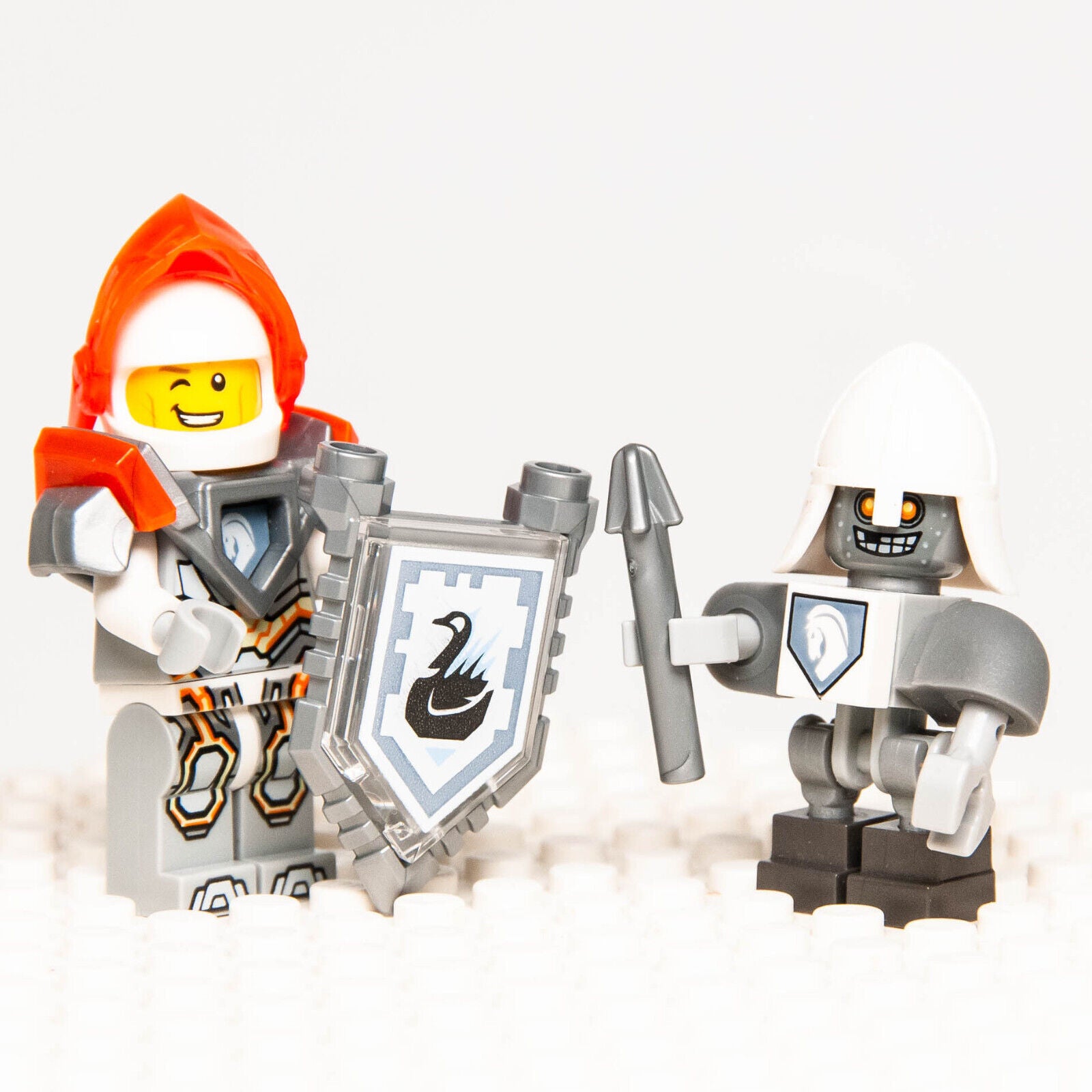 LEGO Nexo Knights Minifigures - Lance (nex076) & Bot (nex091) 70348 Twin Jouster - StudBee