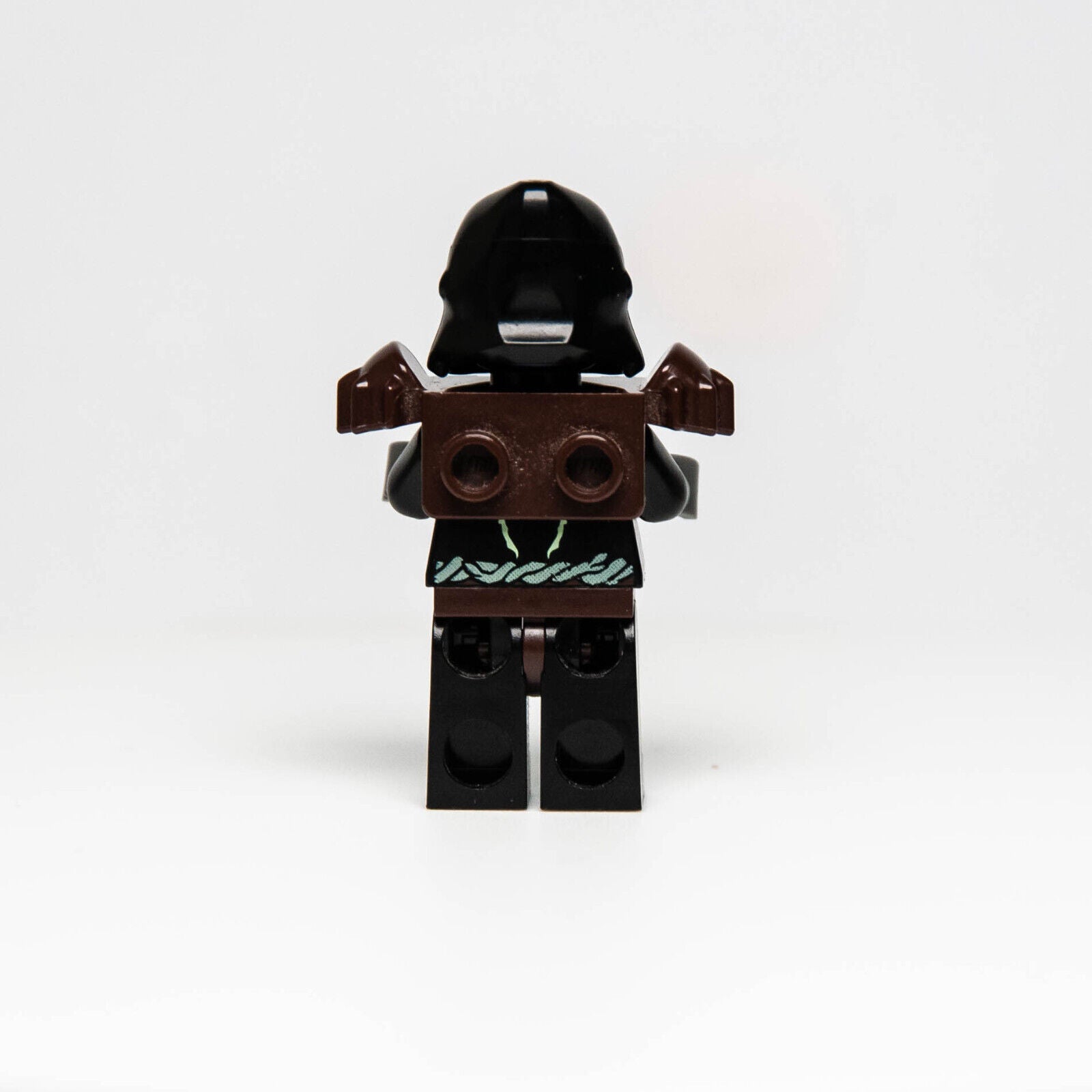 Lego Chima Minfigure: Gorzan Dark Brown Armor (loc035) with Hammer 70008 Gorilla - StudBee