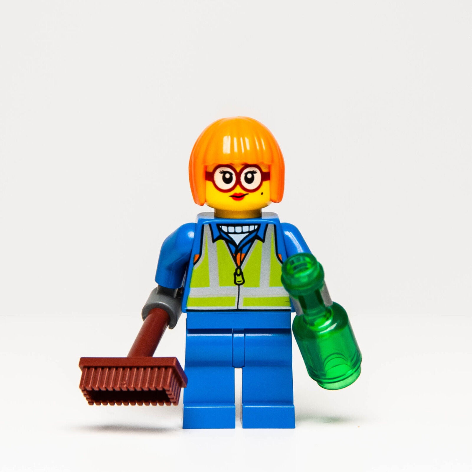 LEGO City Minifigure Shirley Keeper (cty1244) 60303 Sweeper Garbage Cleaner (wtr - StudBee