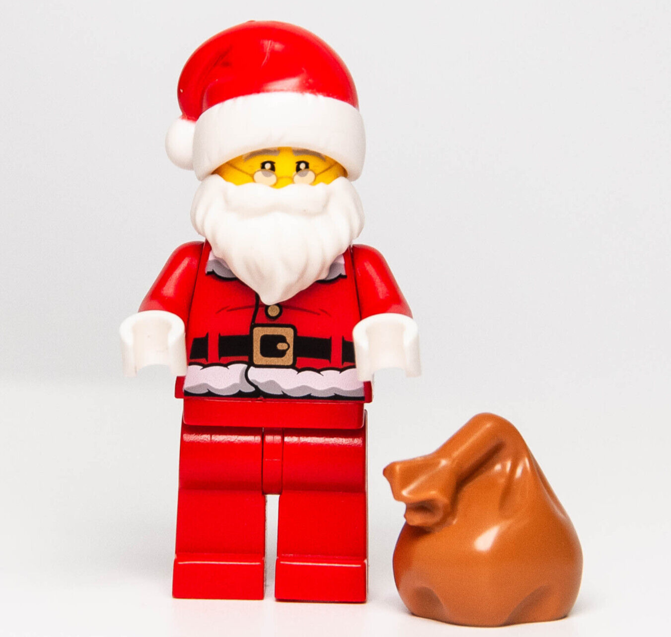 LEGO Santa Claus Advent Minifigure Christmas 60155 (hol110) with Sack (wtr - StudBee