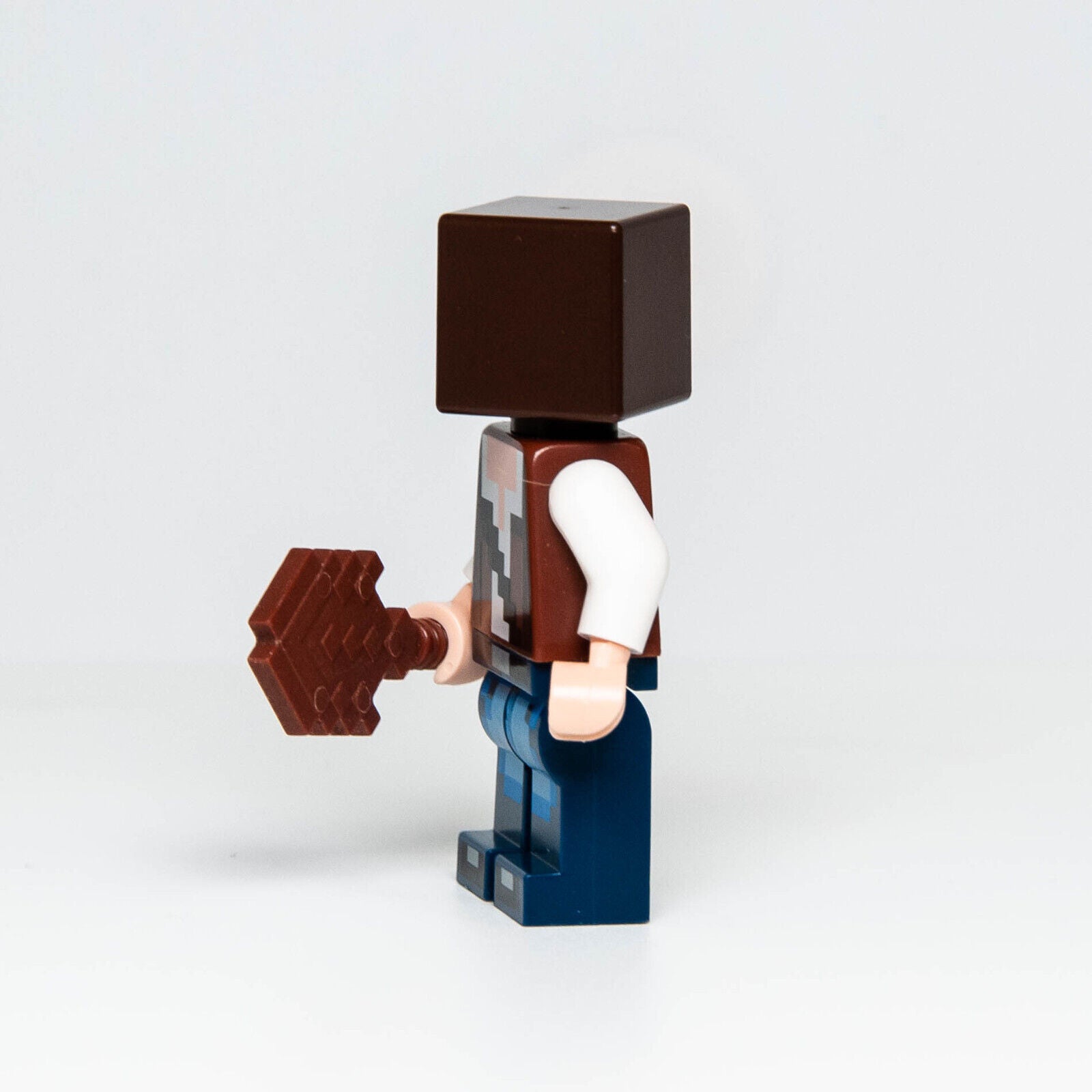 LEGO Minecraft Minifigure: Skin 3 Reddish Brown Vest Blue Jeans (min036) 853610 - StudBee