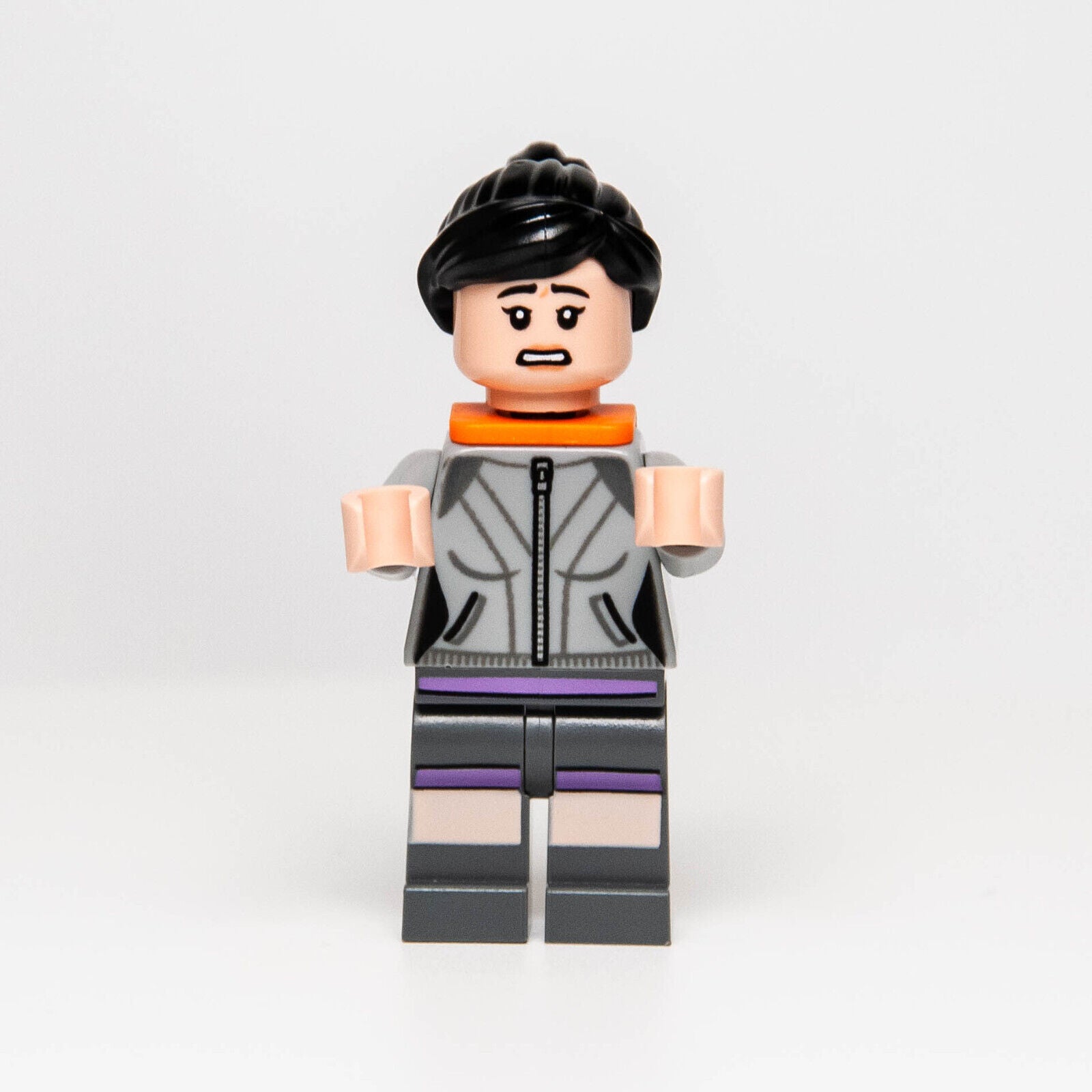 NEW Lego Jurassic World Minifigure - Yaz (jw074) 76942 - StudBee