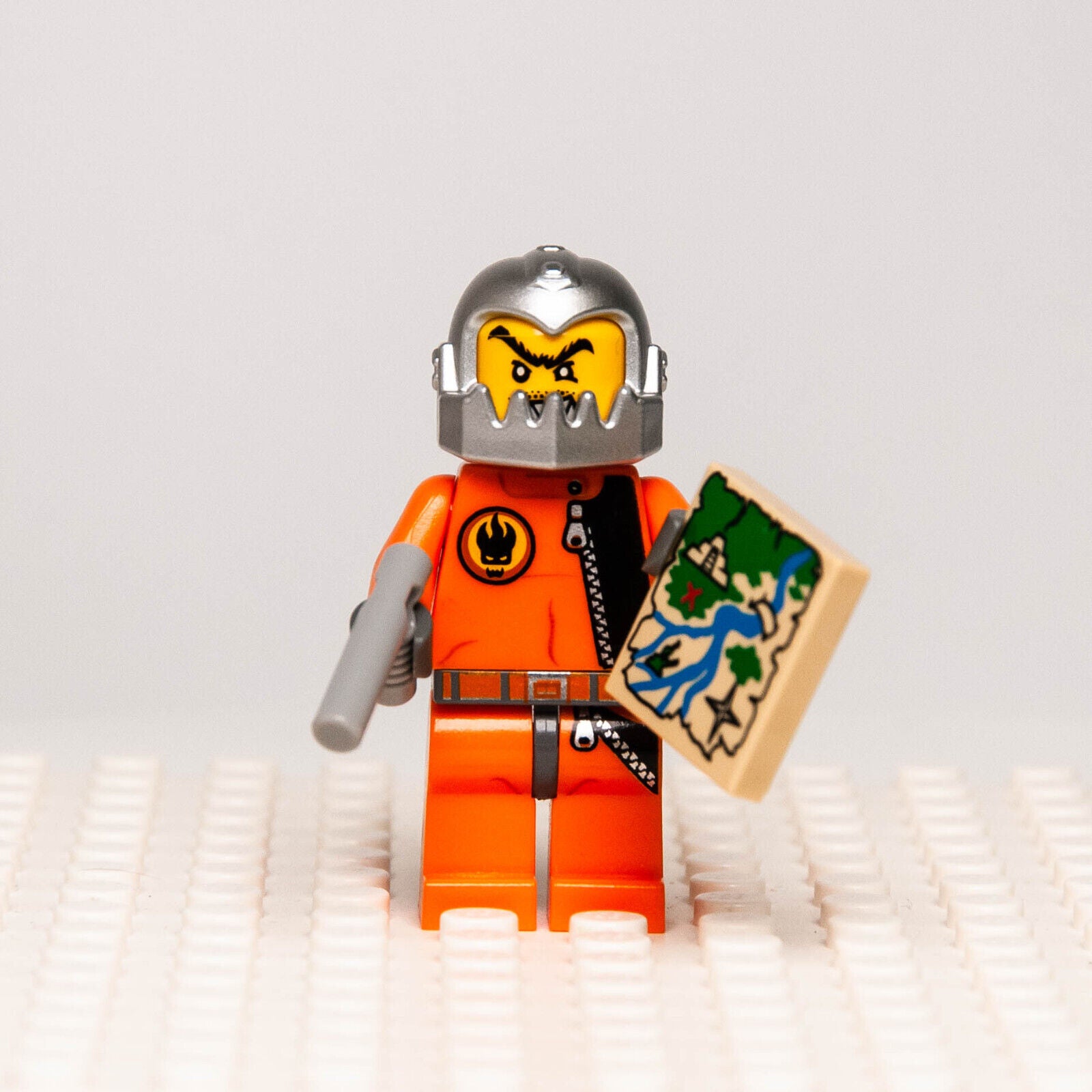 LEGO Agents Minifigure - Break Jaw (agt003) Swamp Raid w/ Map 8632 - StudBee