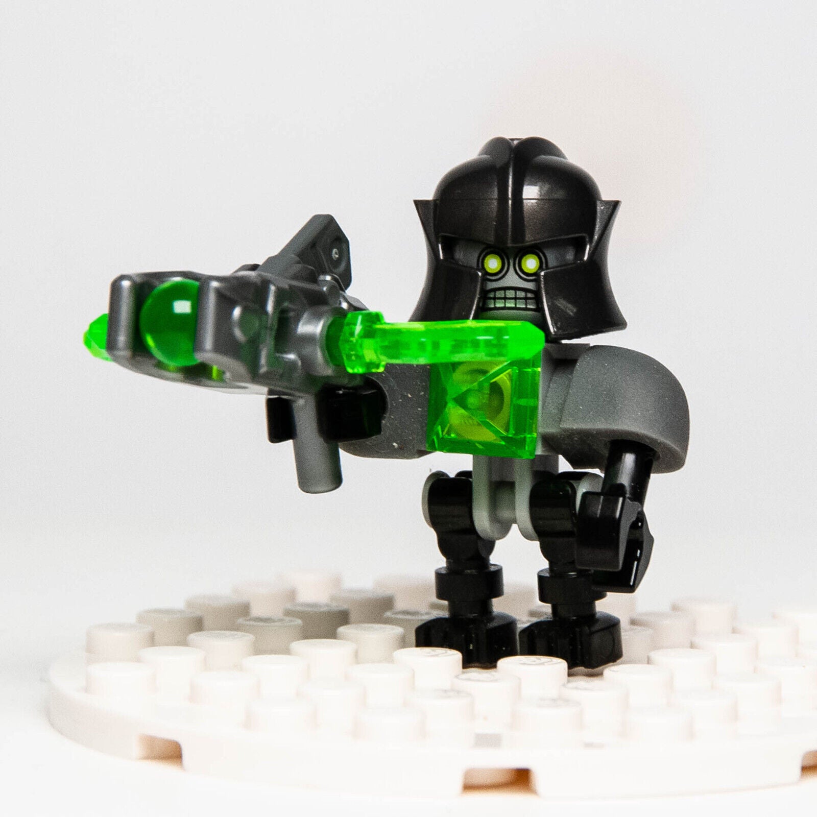 Lego Nexo Knights Minifigure - CyberByter Bot (nex132) 72005 72004 - StudBee