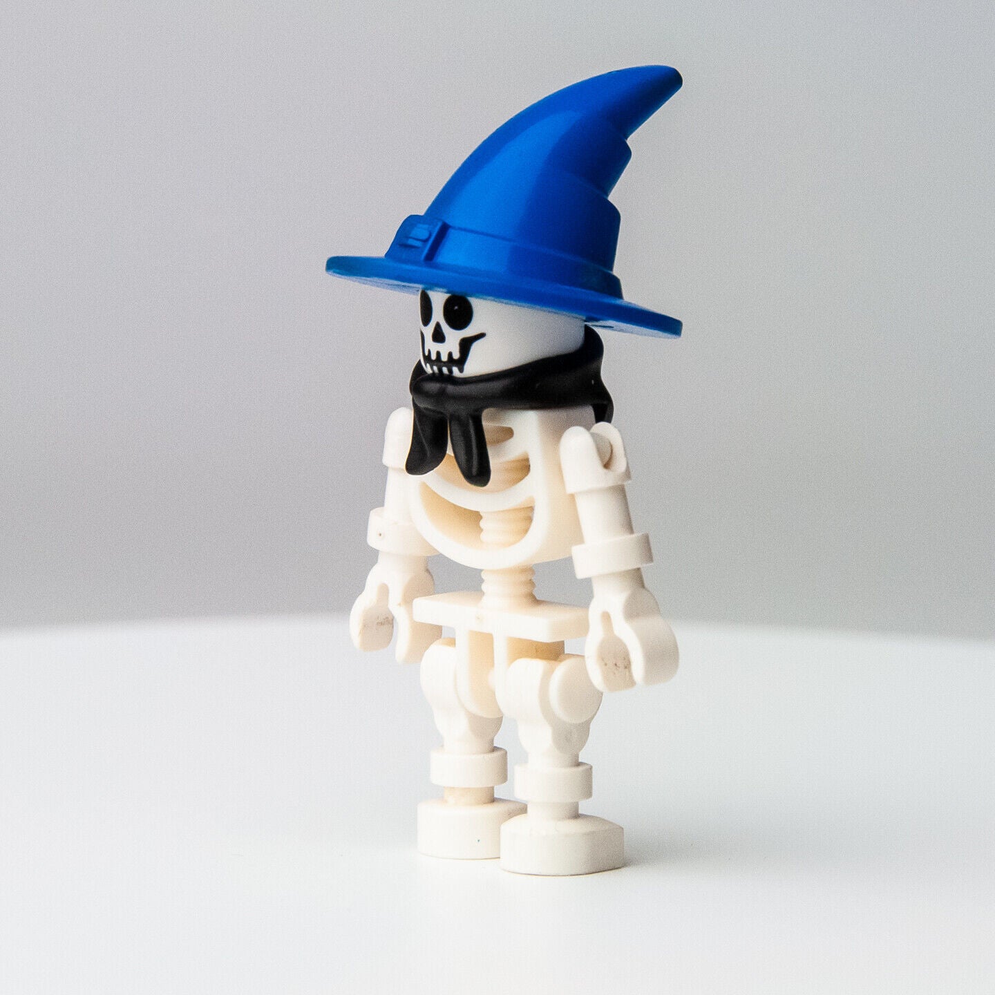LEGO Skeleton (Boney) - Twisted Time Train - 6497 (gen005) Minifigure