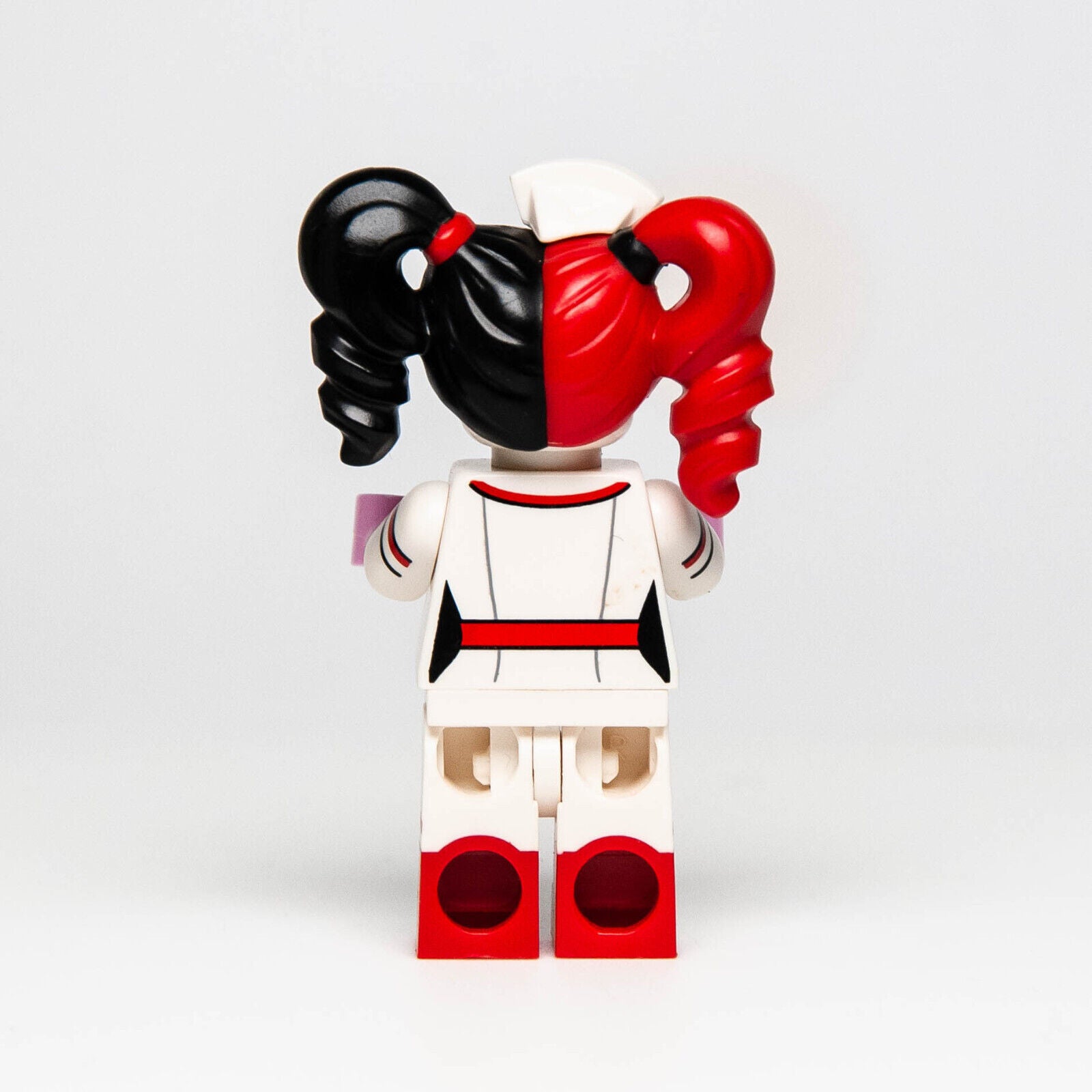 Lego  Batman Movie Series 1 Minifigure: Nurse Harley Quinn (coltlbm13) 71017 - StudBee