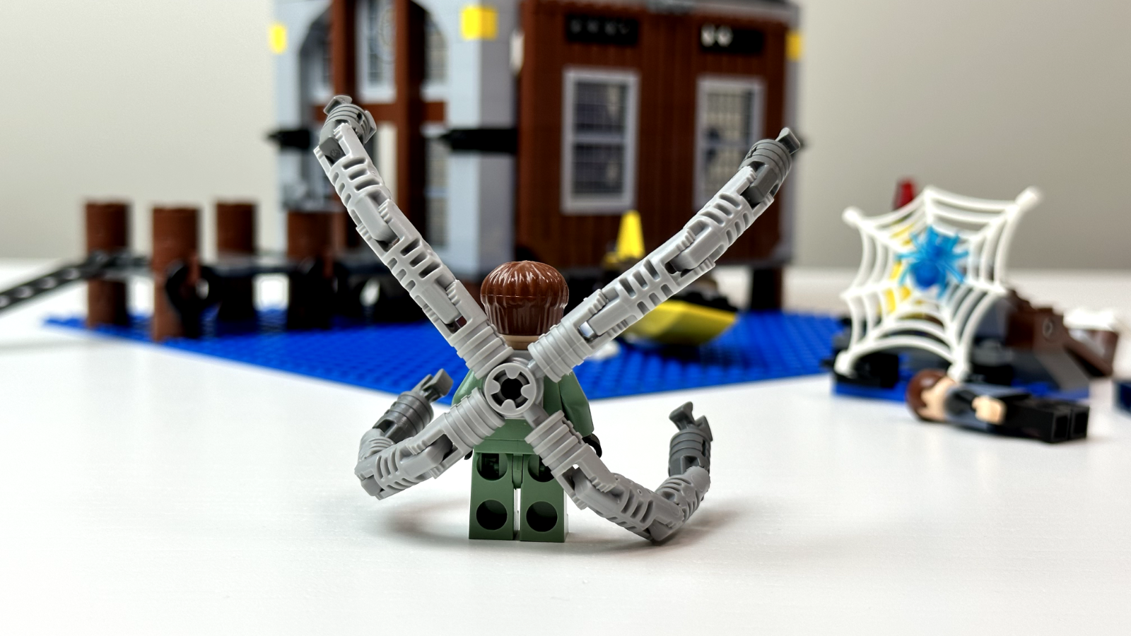 LEGO Doc Ock's Hideout 4856 Marvel Spider-Man COMPLETE w/ Manual & New Stickers - StudBee