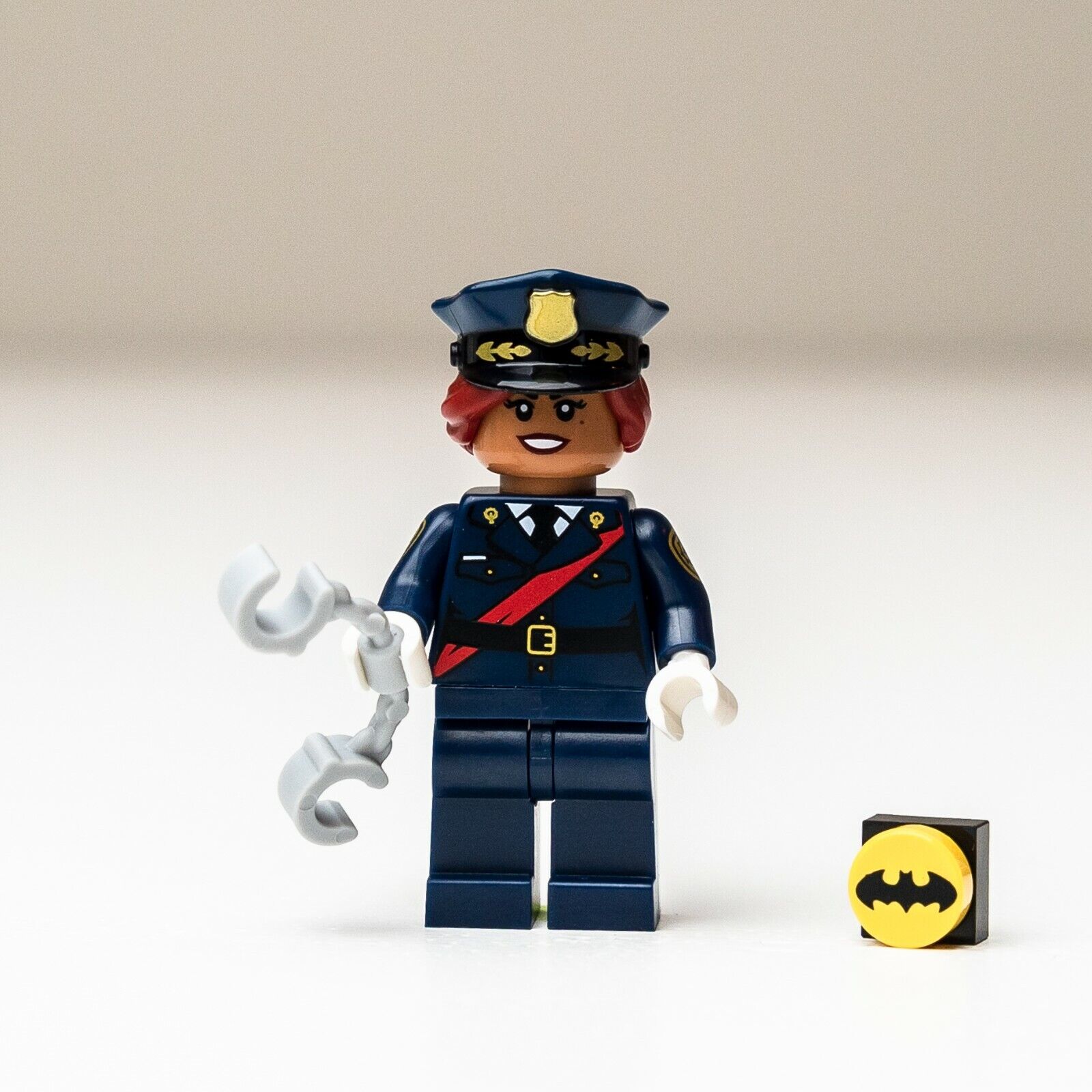 New LEGO Barbara Gordon w/ Stand and Accessories Minifigure (coltlbm06) - StudBee