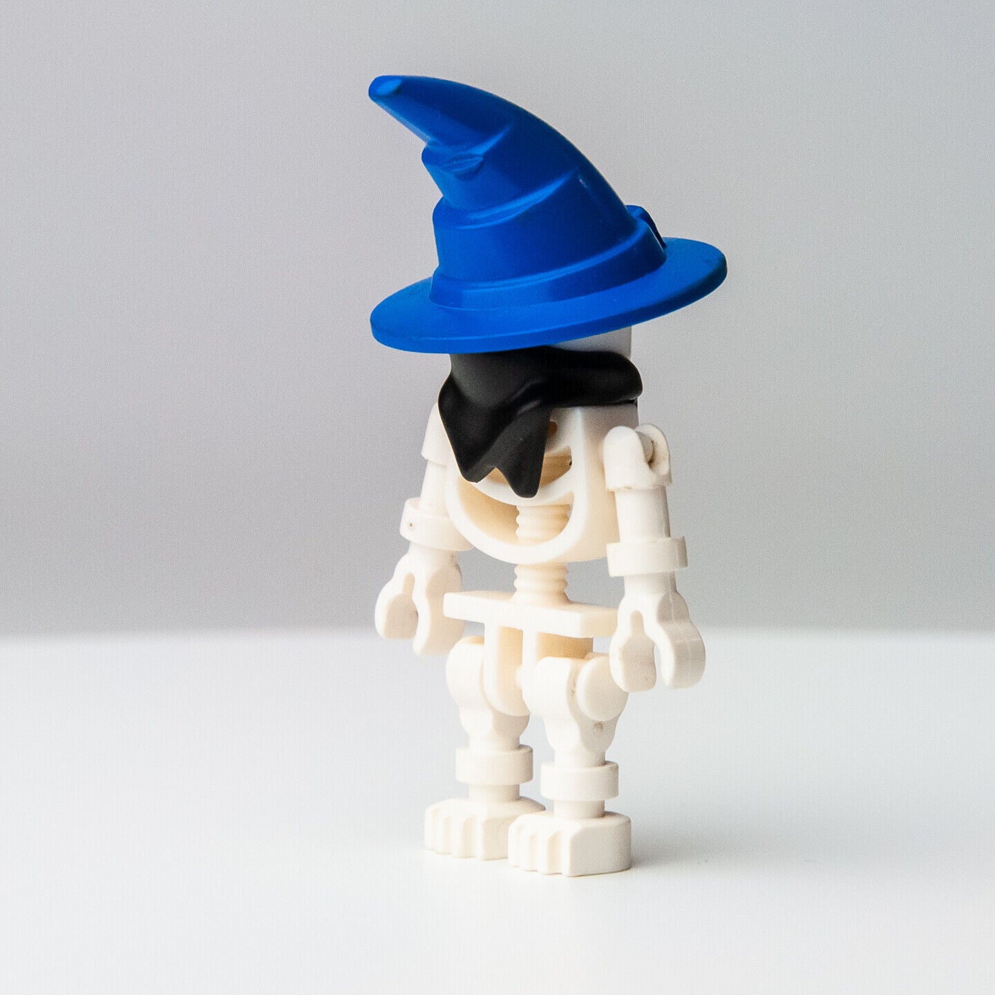 LEGO Skeleton (Boney) - Twisted Time Train - 6497 (gen005) Minifigure - StudBee