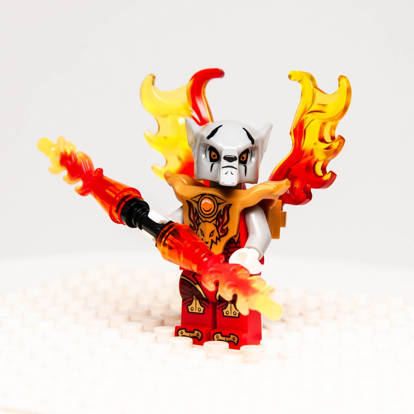 LEGO Chima Wolf Minifigure -  Worriz Fire Chi Breastplate (loc129) 70220 - StudBee