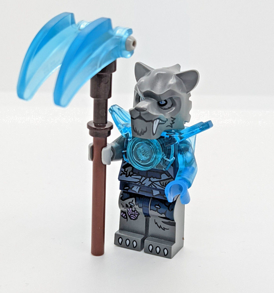 LEGO Chima Stealthor Saber-Tooth Tiger Minifig 70143 w/ Ice Claw Blades (loc078) - StudBee