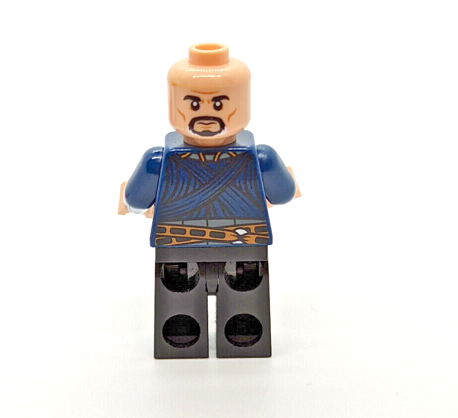 Lego Doctor Strange Marvel Minifigure with Runes (SH296) 76060 - StudBee