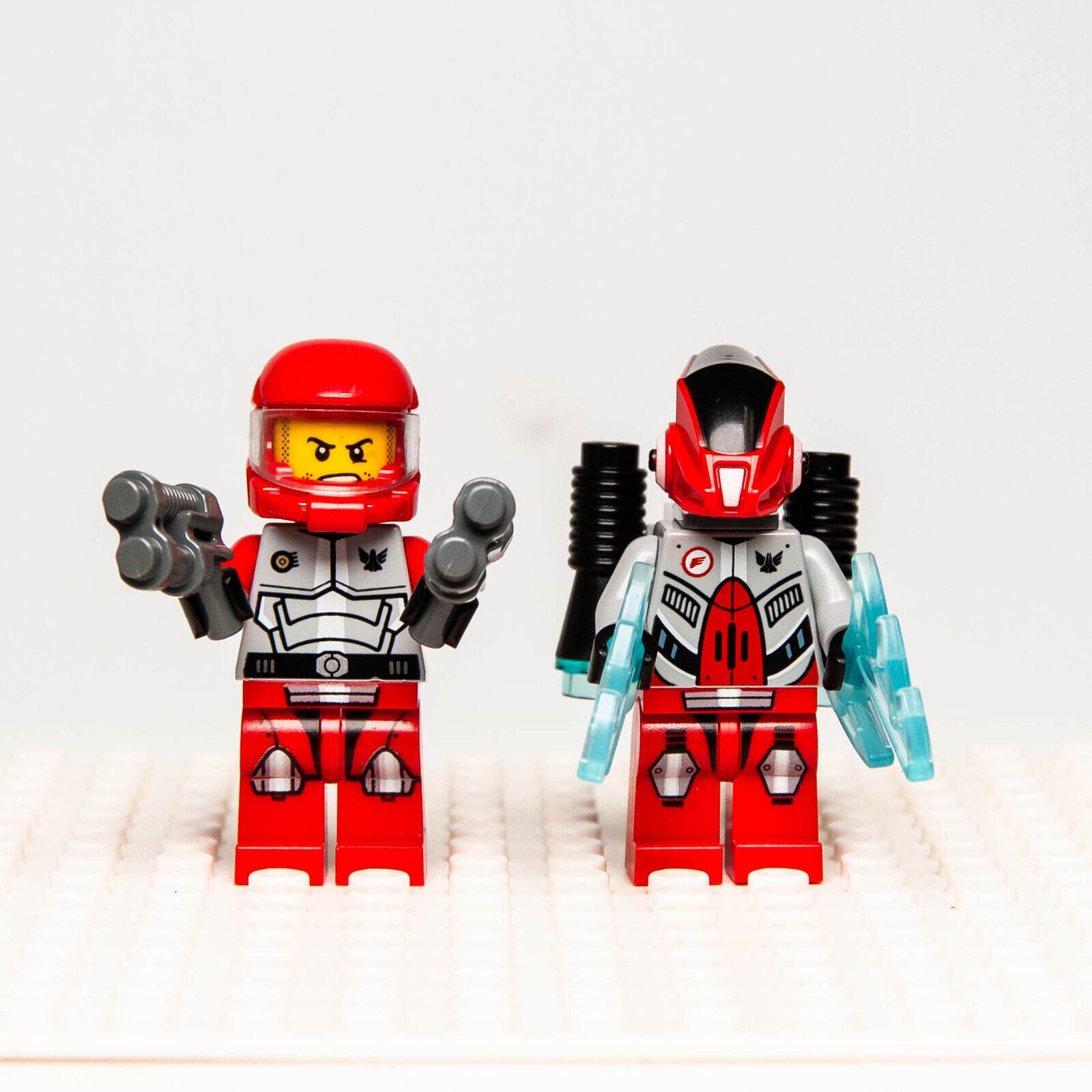LEGO Galaxy Squad Space - Billy Starbeam & Red Robot Sidekick 70702 (gs005 gs006 - StudBee