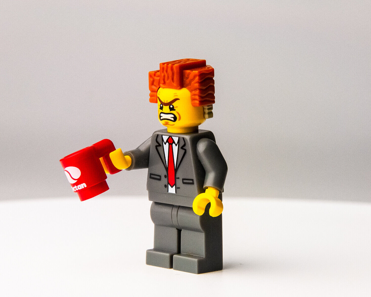 LEGO President Business  - CMF: The Lego Movie -  (tlm002) Minifigure (coltlm-2 - StudBee