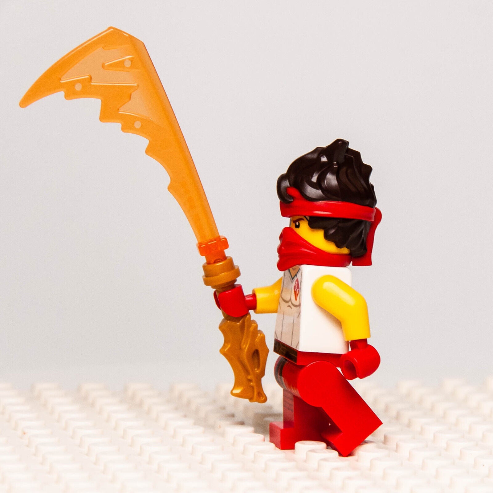 NEW LEGO Ninjago Minifigure - Kai Legacy, White Shirt (njo643) 71730 - StudBee