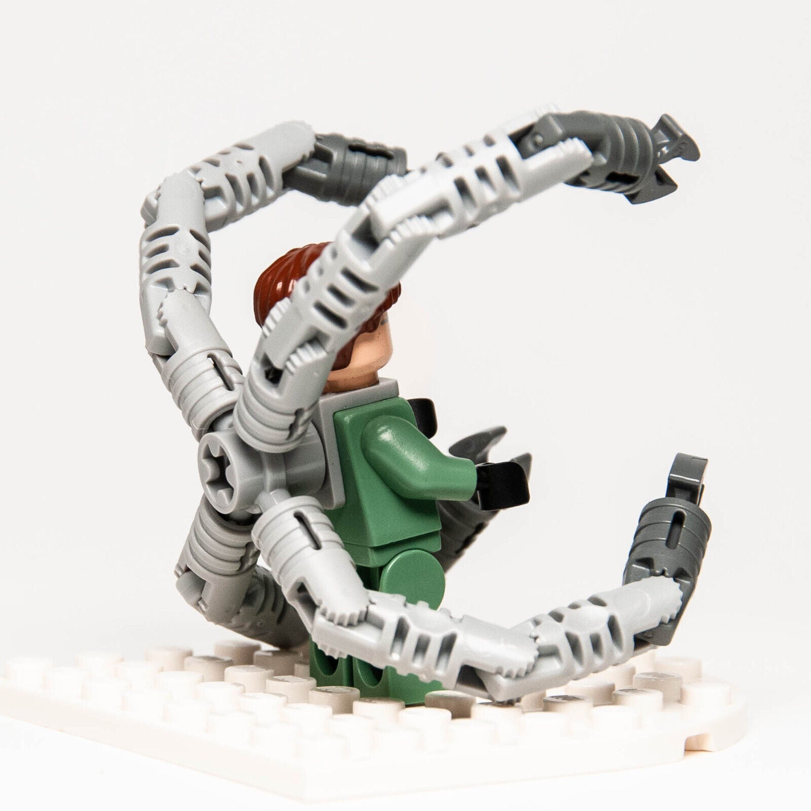 Lego Dr. Octopus (Otto Octavius) / Doc Ock, Sand Green (spd015) 4856 - StudBee