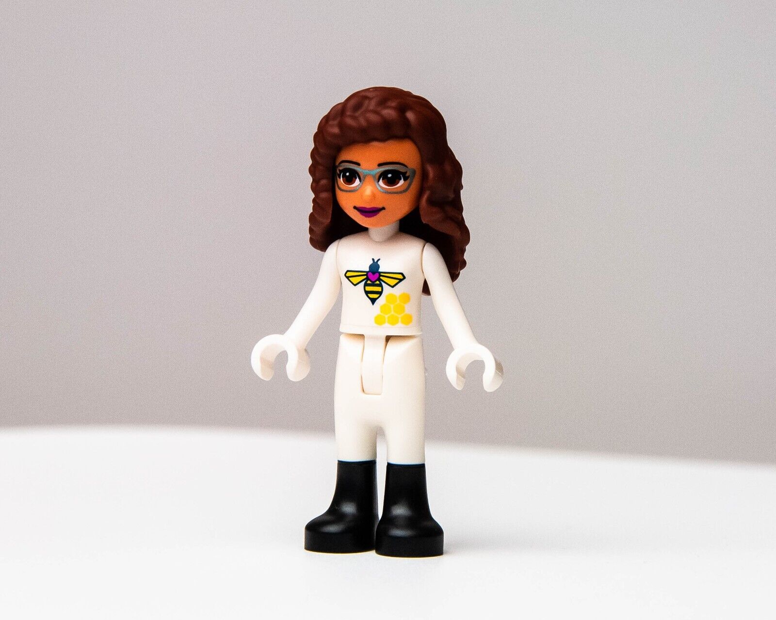 NEW Lego Friends Minifigure: Olivia Bee Suit Friendship Tree House 41703 frnd498 - StudBee