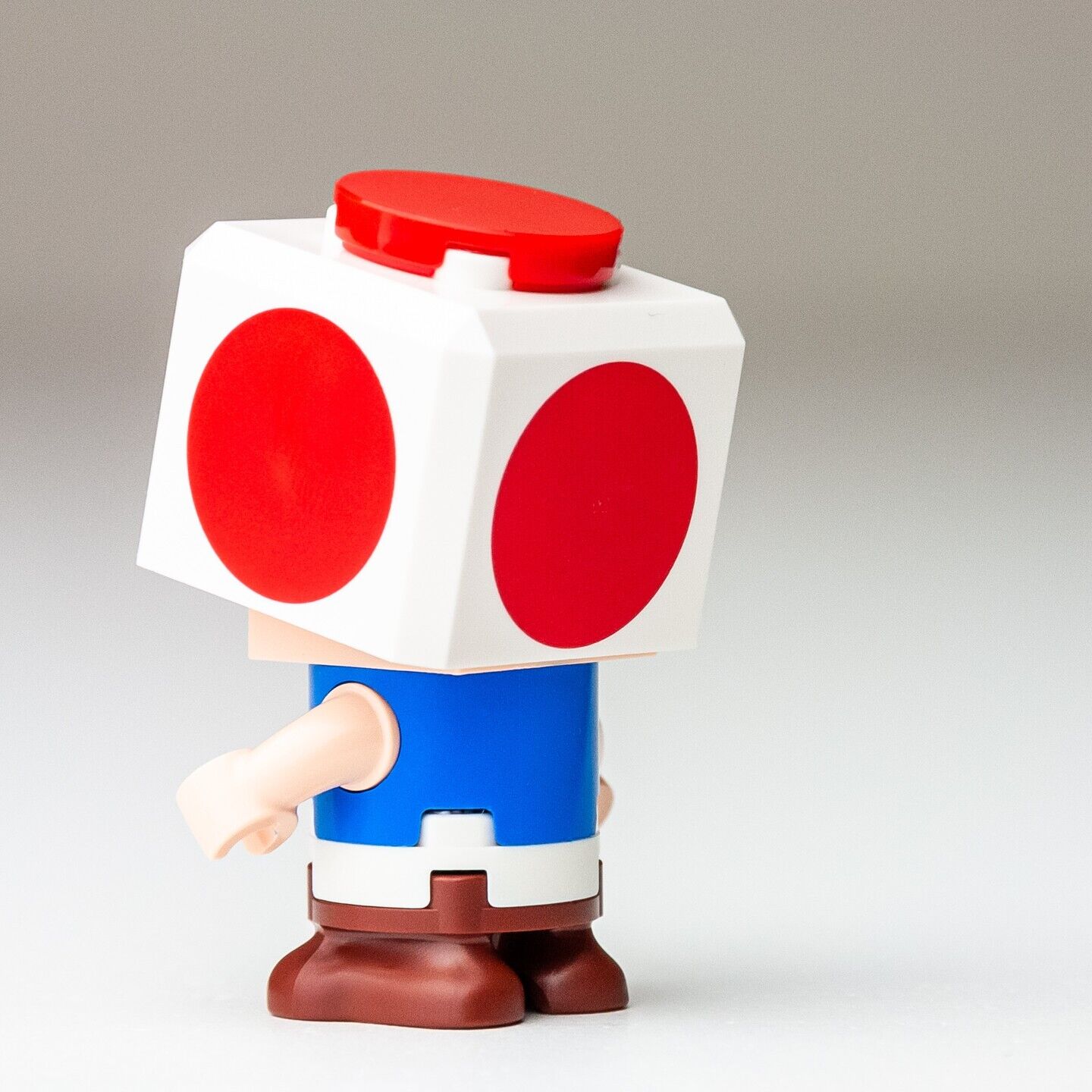 New Lego Super Mario Minifigure - Toad, Happy (mar0010) - StudBee