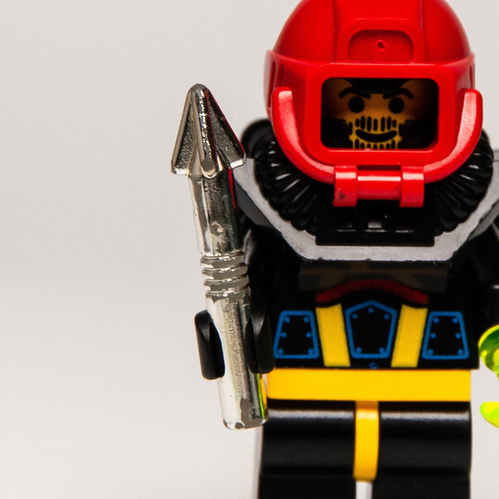 Lego Aquazone Minifigure - Aquashark 2 w/ Shark (aqu007) 6104 6190 6135 Diver - StudBee