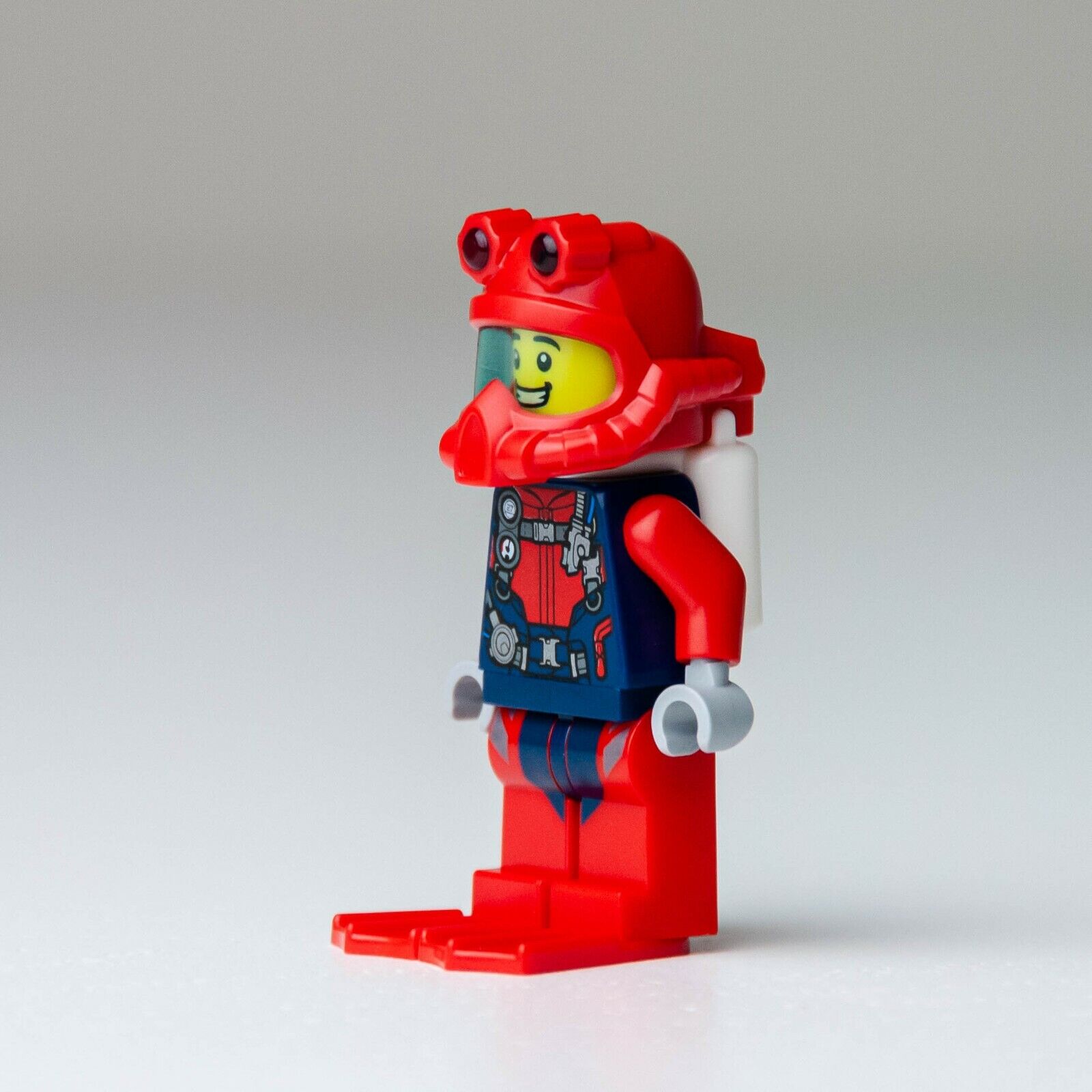 New LEGO Scuba Diver Minifigure - Deep Sea Explorers - 30370 (cty1173) - StudBee