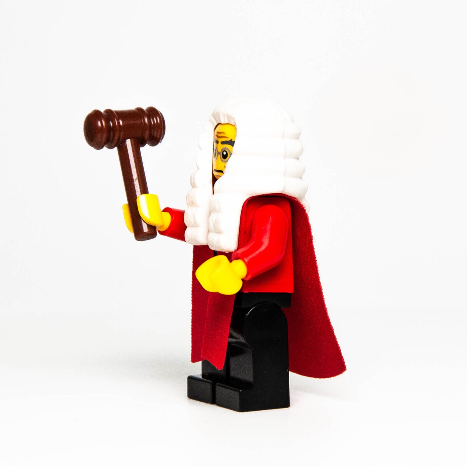 LEGO CMF Series 9 Minifigure- Judge (col09-10) 71000 Parliment Wig Gavel col138